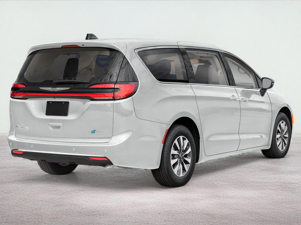 2024 Chrysler Pacifica Select