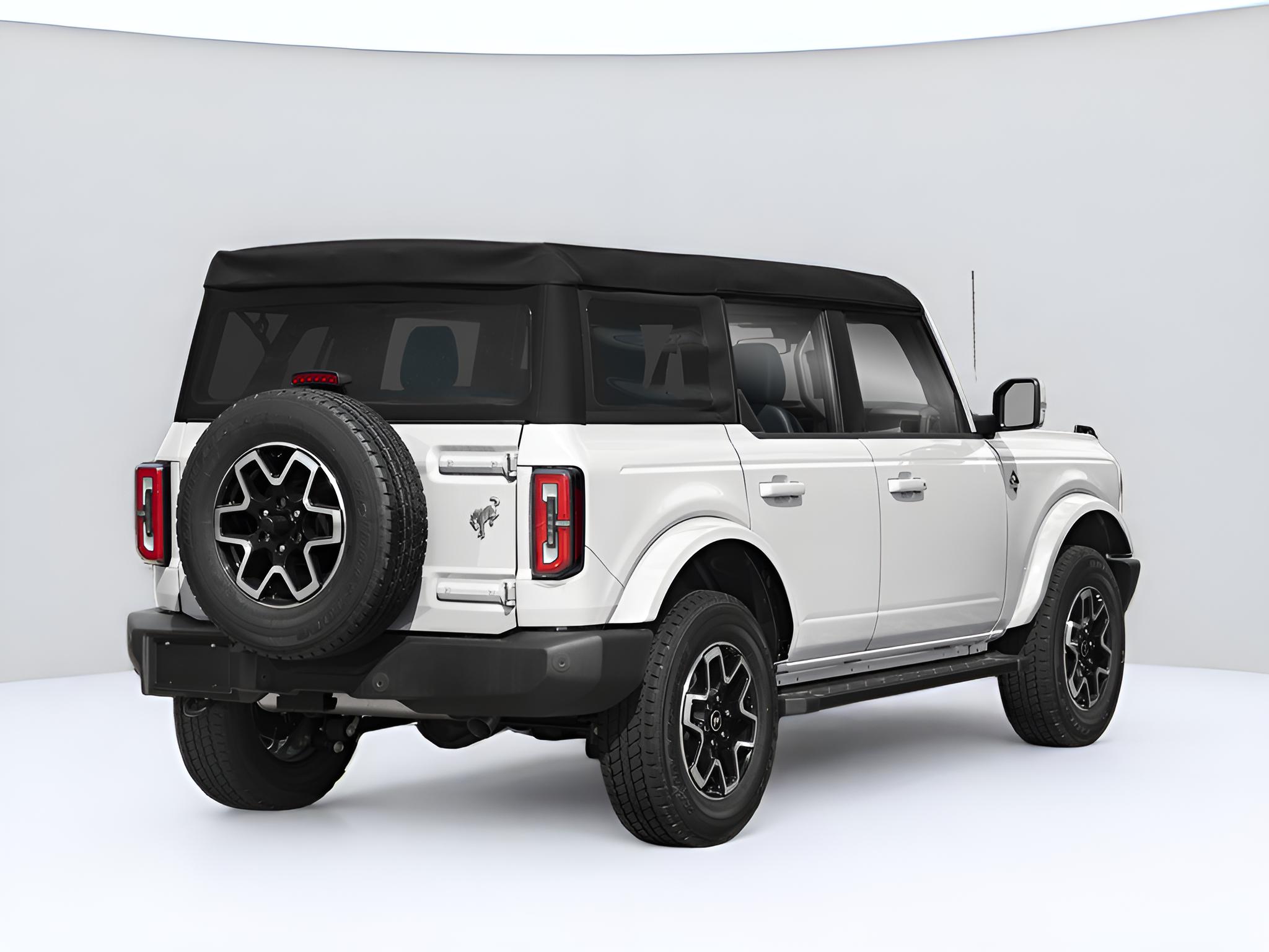 2024 Ford Bronco Outer Banks