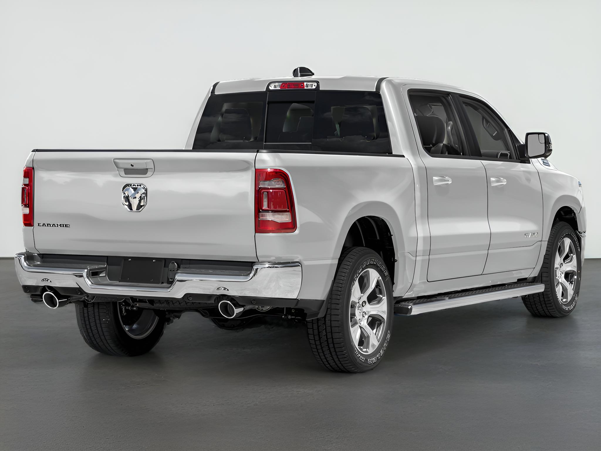 2024 RAM 1500 Laramie Crew Cab 4x4 5'7' Box