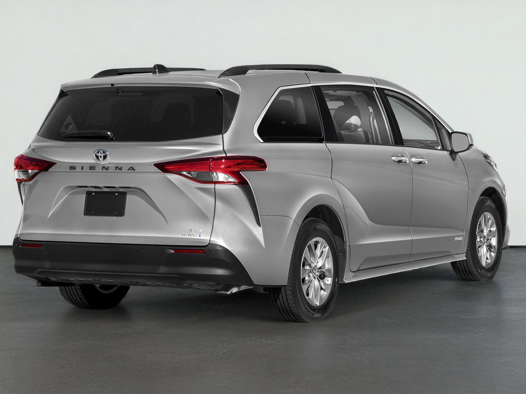 2024 Toyota Sienna XLE 8 Passenger