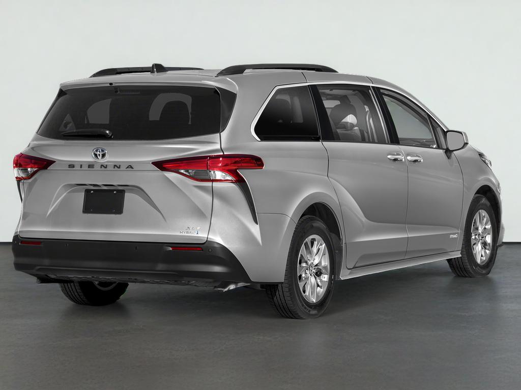 2024 Toyota Sienna XLE 8 Passenger