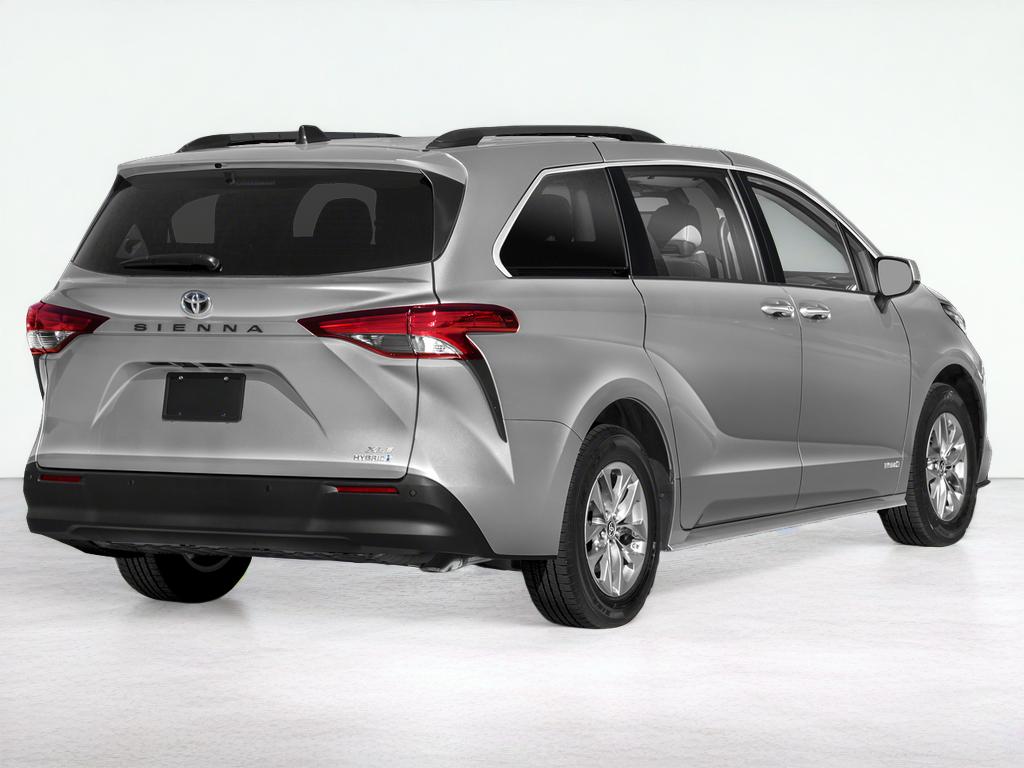 2024 Toyota Sienna XLE 8 Passenger