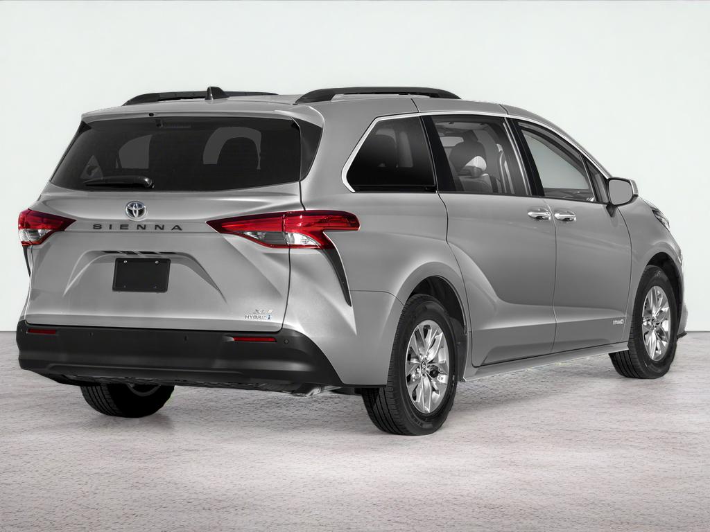 2024 Toyota Sienna XLE 8 Passenger