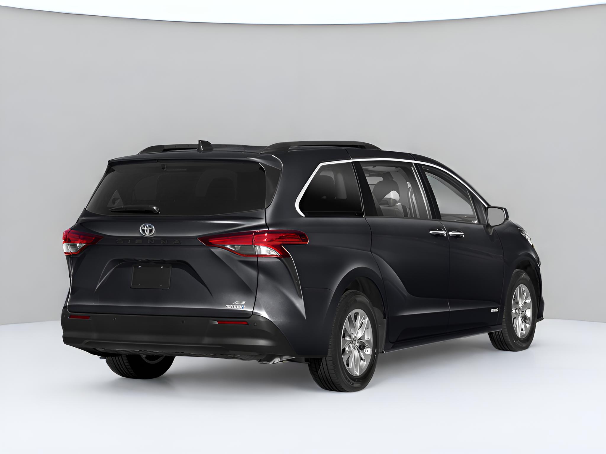 2024 Toyota Sienna XLE