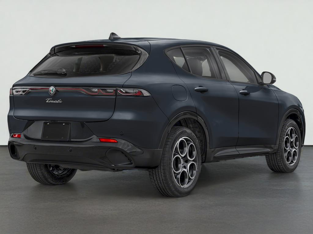 2025 Alfa Romeo Tonale Base