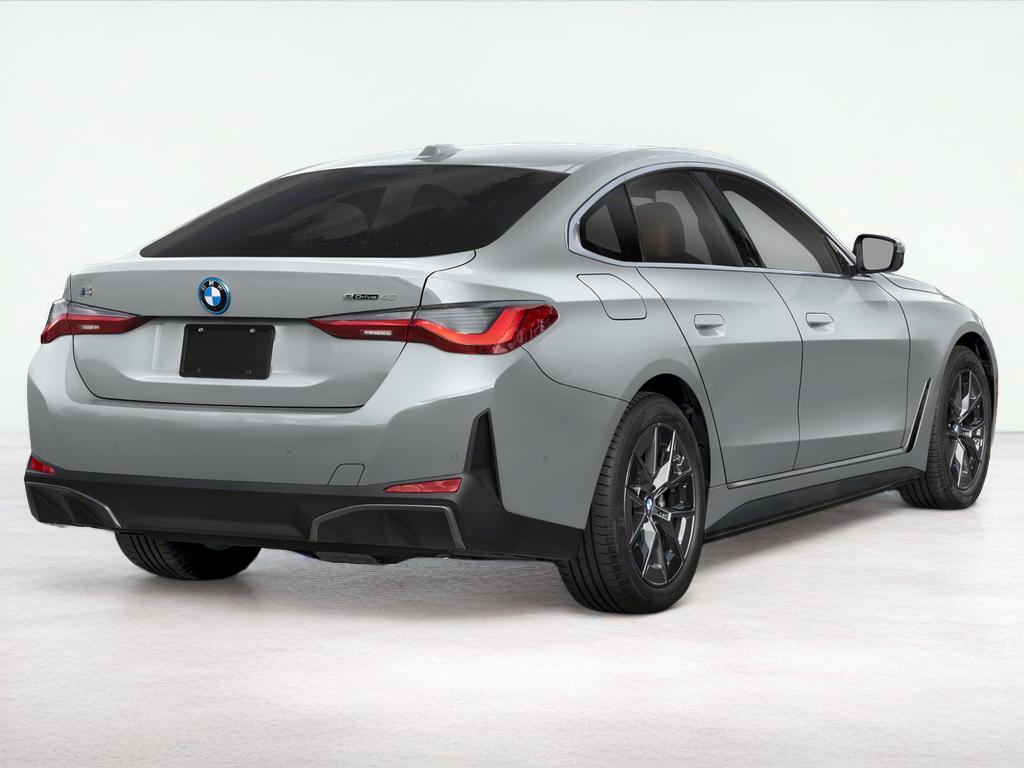 2025 BMW i4 eDrive40