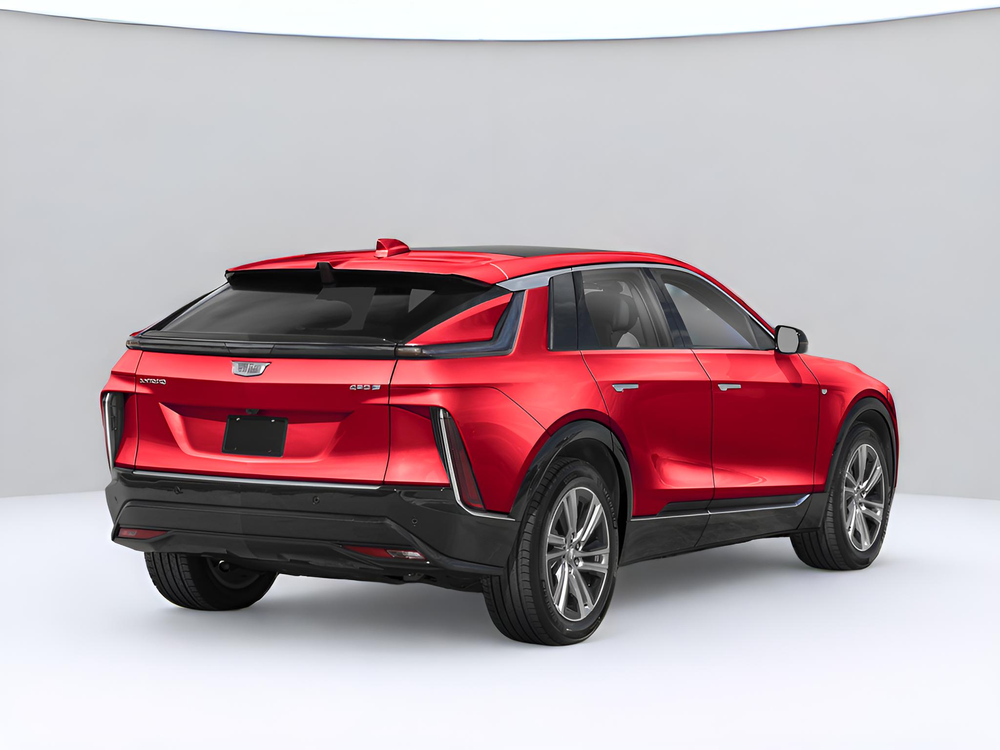 2024 Cadillac LYRIQ Luxury 2