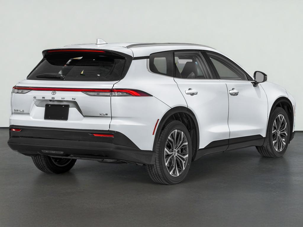 2025 Toyota Crown Signia Base