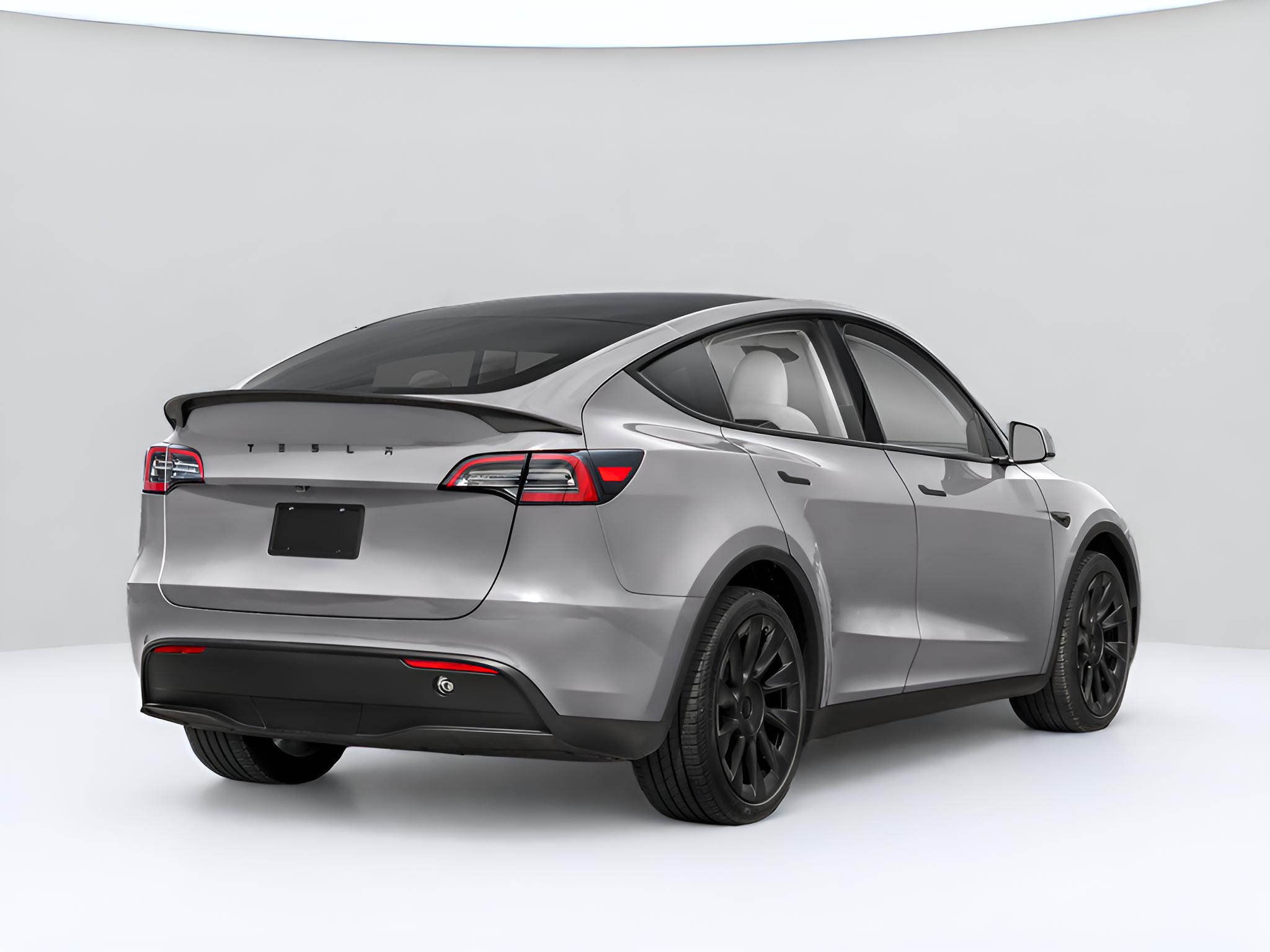 2025 Tesla Model Y Long Range
