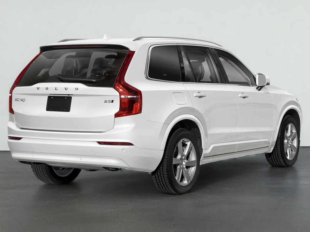 2025 Volvo XC90 B5 Plus