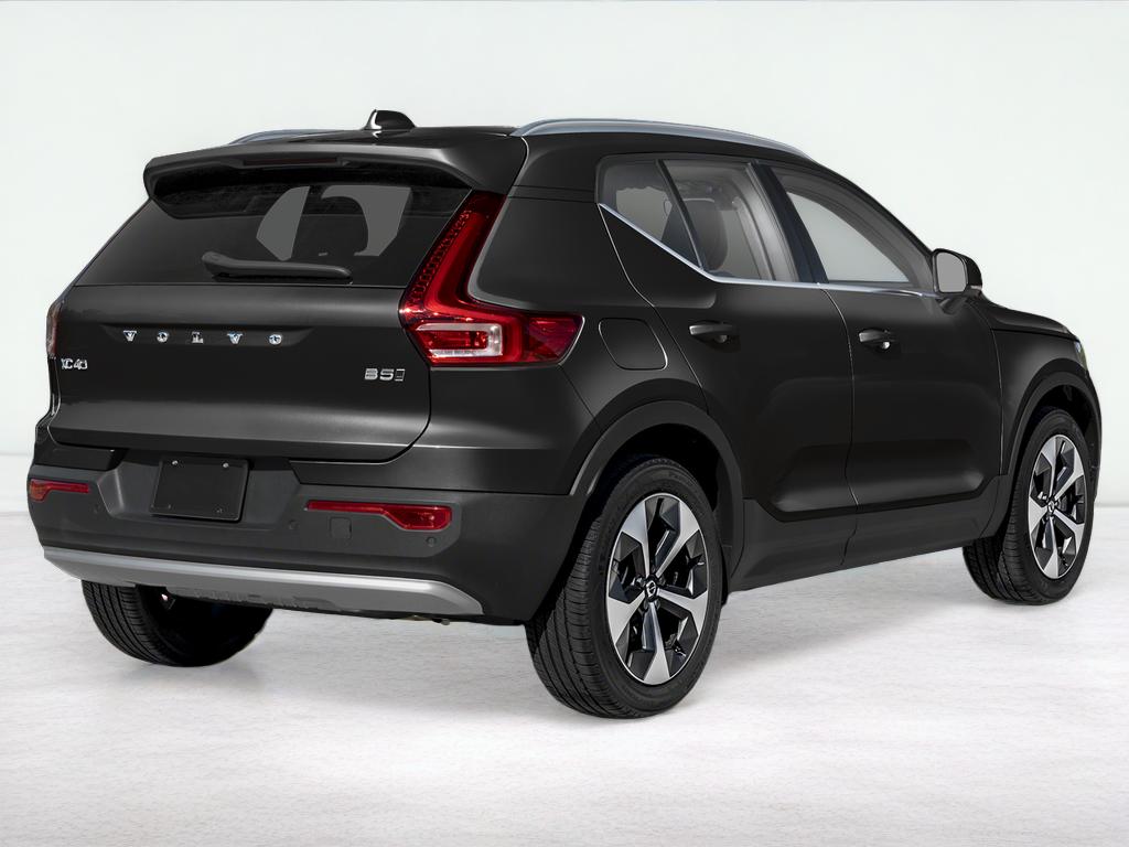 2025 Volvo XC40 B5 Plus Dark Theme