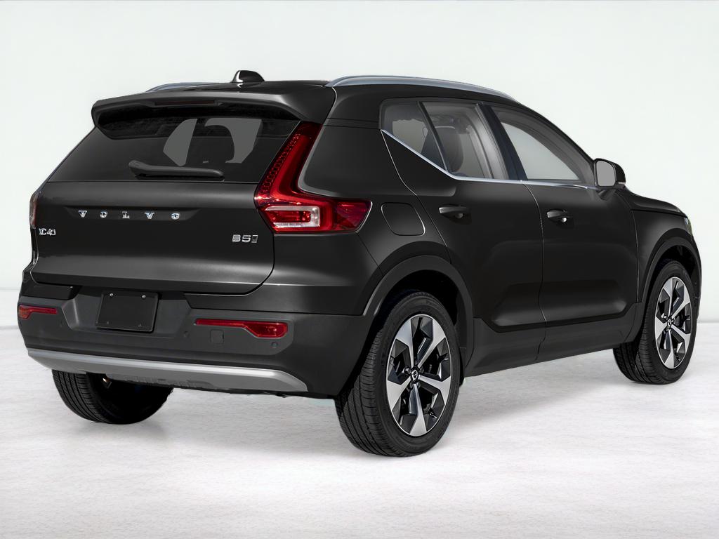 2025 Volvo XC40 B5 Plus Dark Theme