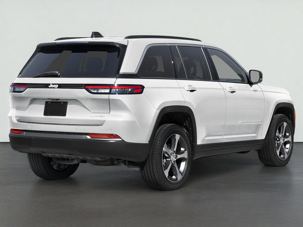 2026 Jeep Grand Cherokee Laredo