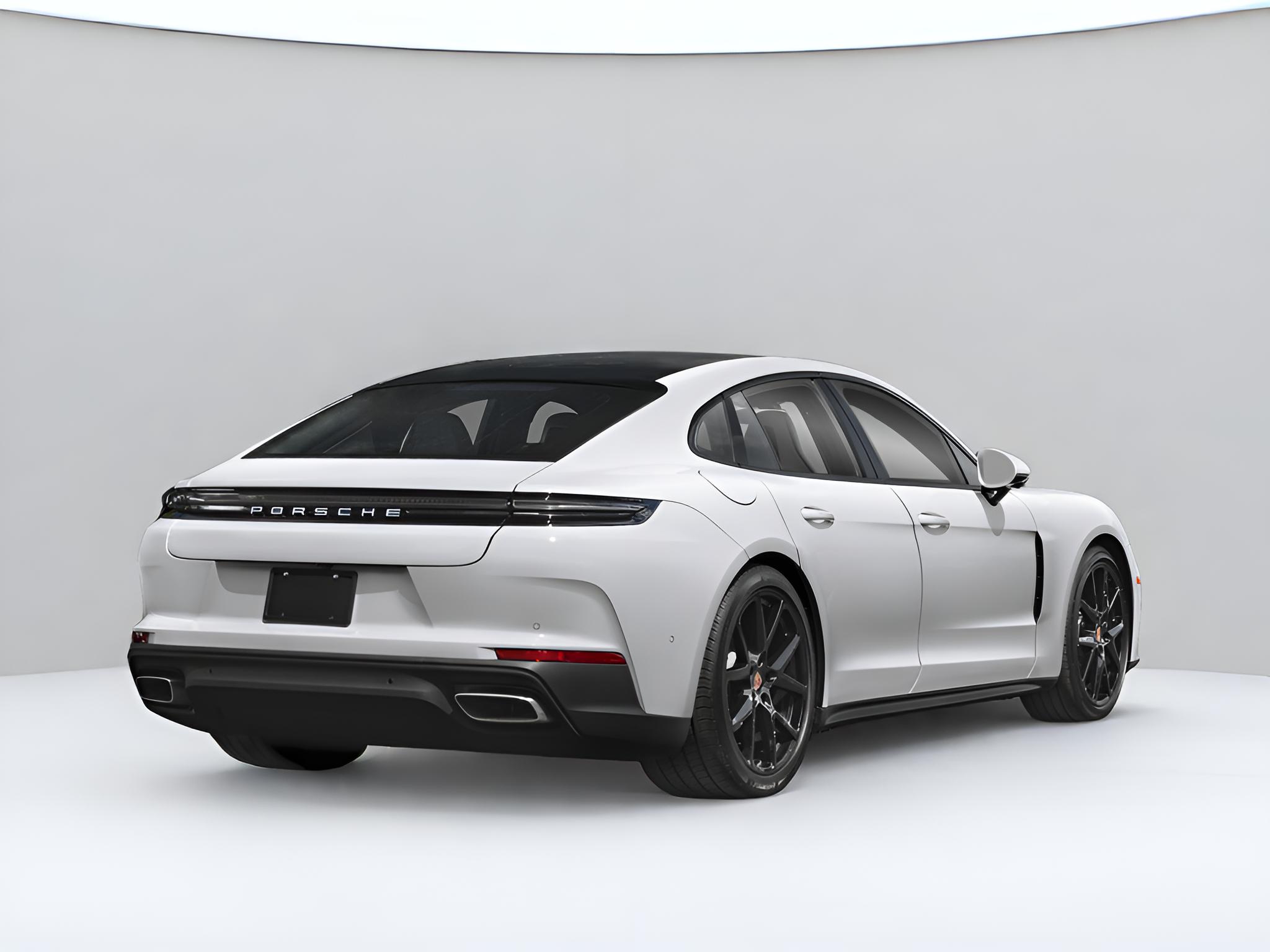 2025 Porsche Panamera 4