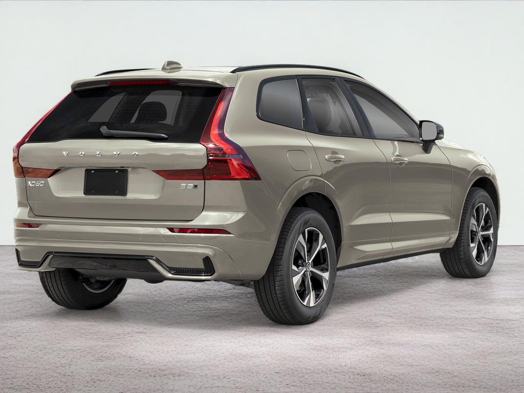 2026 Volvo XC60 B5 Plus