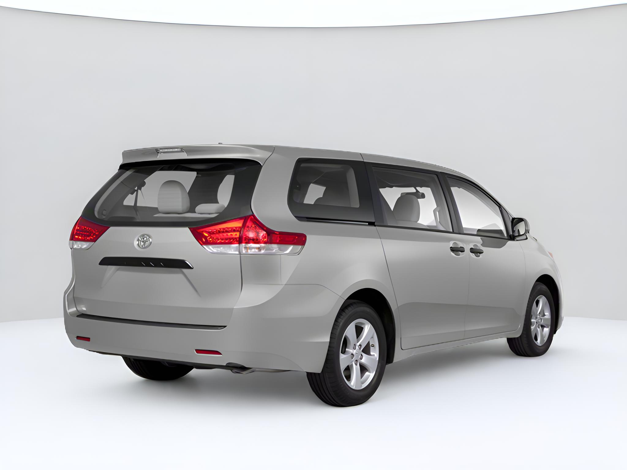 2012 Toyota Sienna XLE AAS