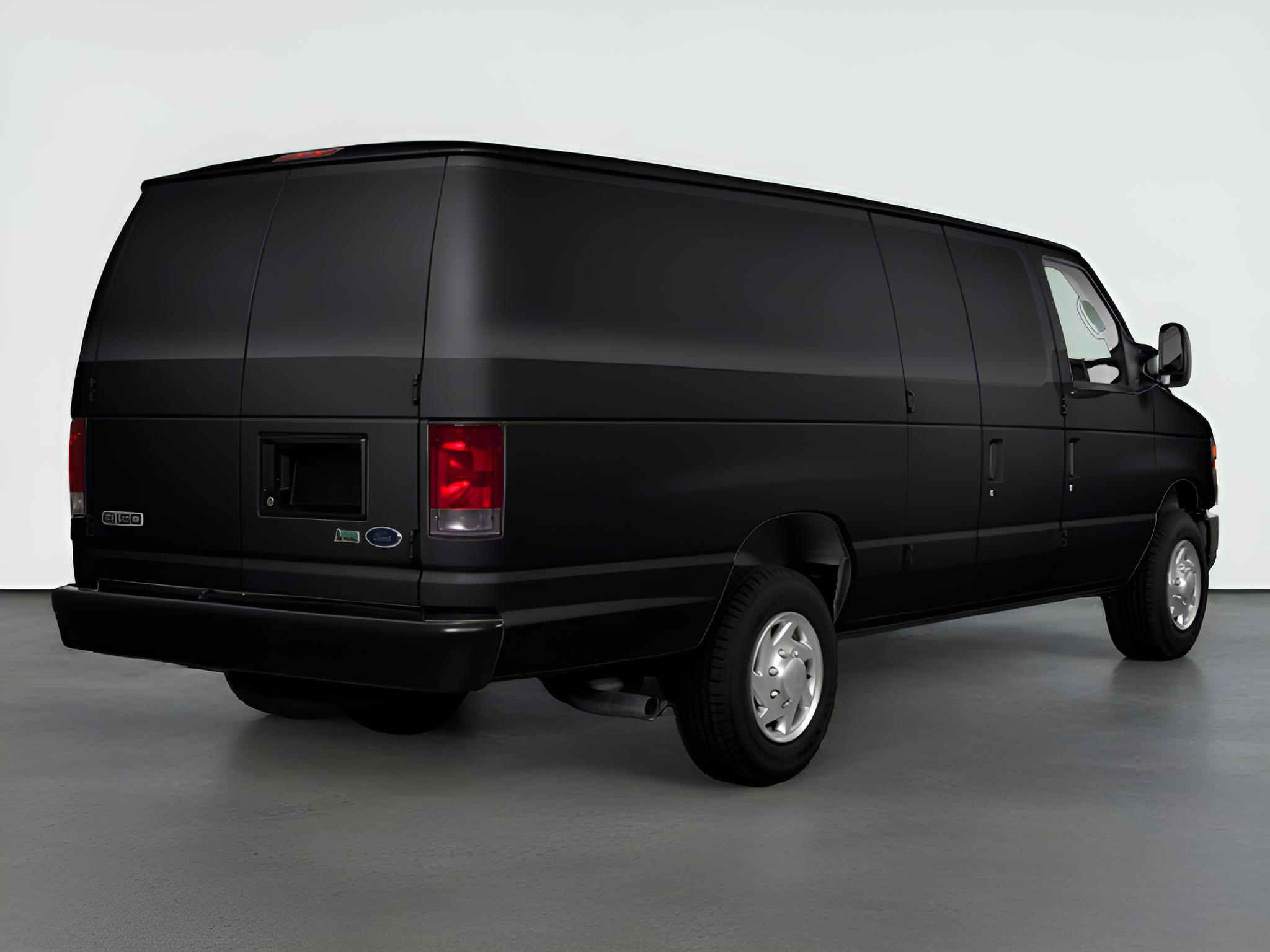 2013 Ford E-Series Cargo Van Commercial
