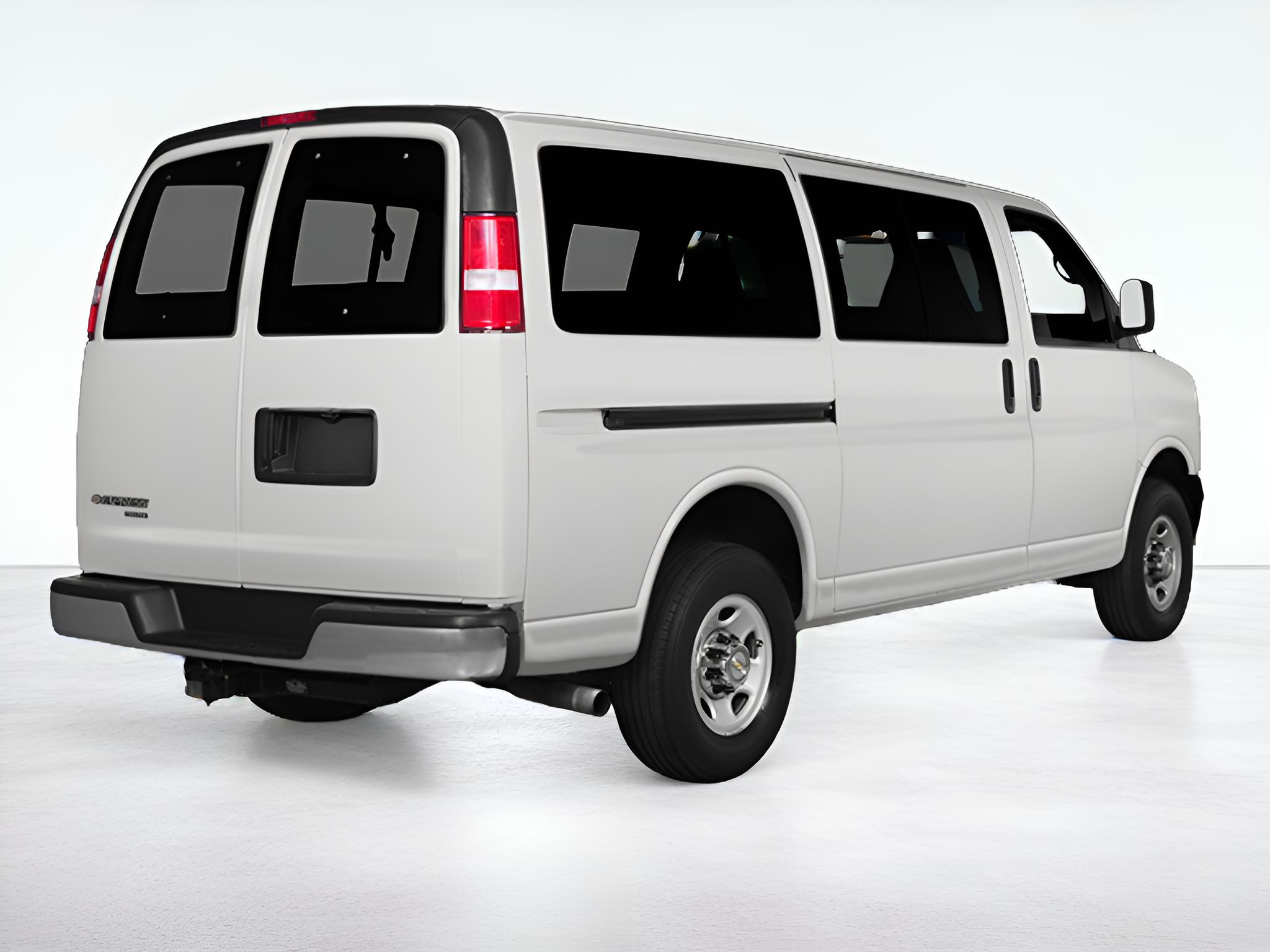 2014 Chevrolet Express Passenger LT