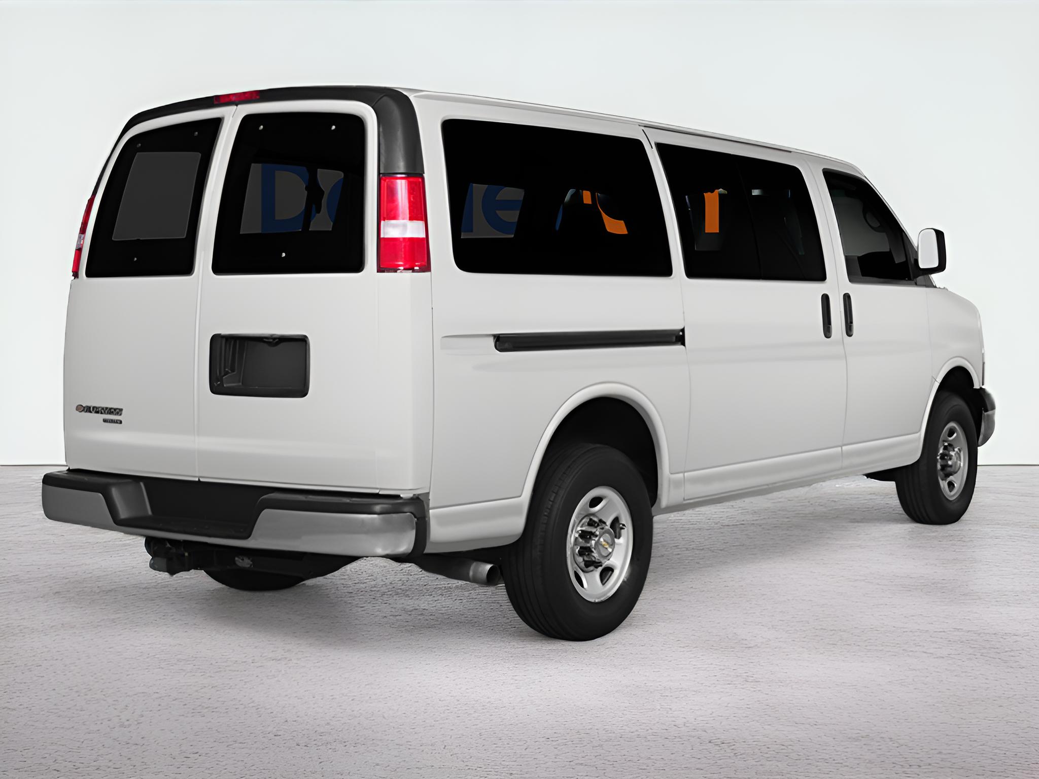 2014 Chevrolet Express Passenger LT