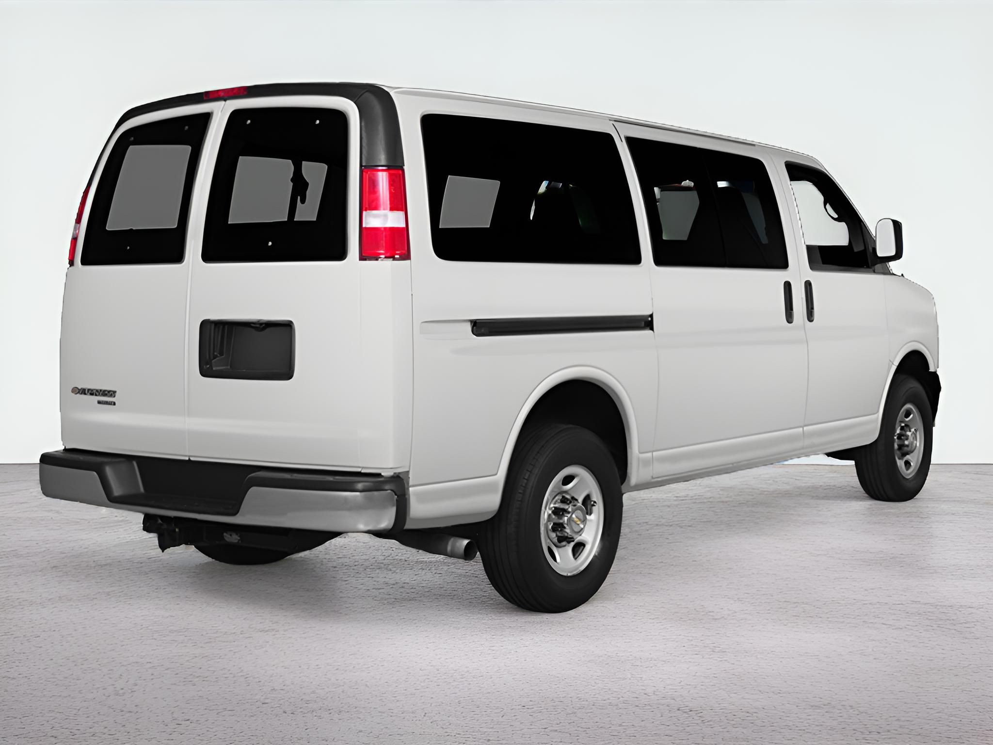 2014 Chevrolet Express Passenger LT