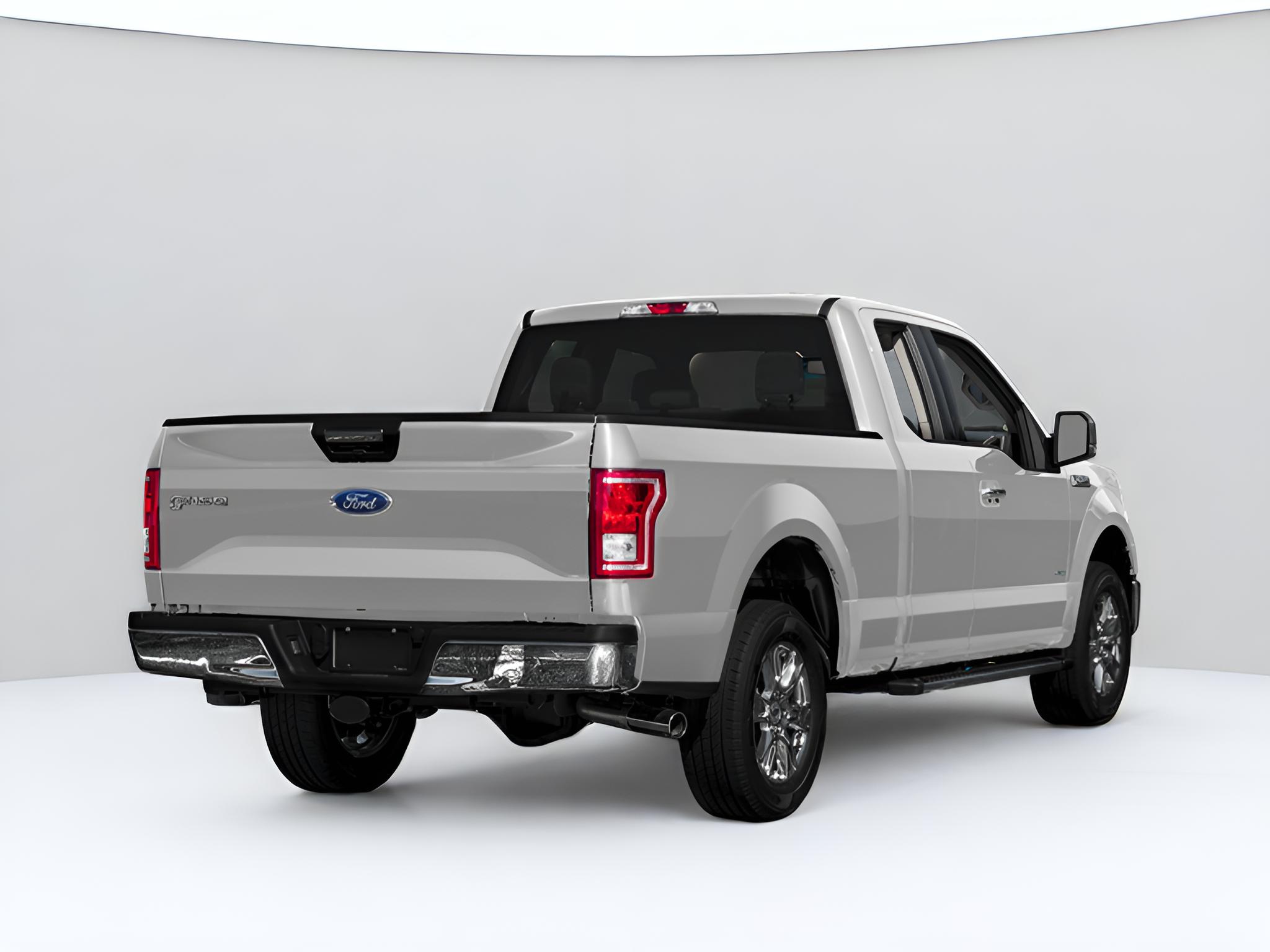 2016 Ford F-150 XLT 302A Chrome Package with Class IV Trailer Hitch