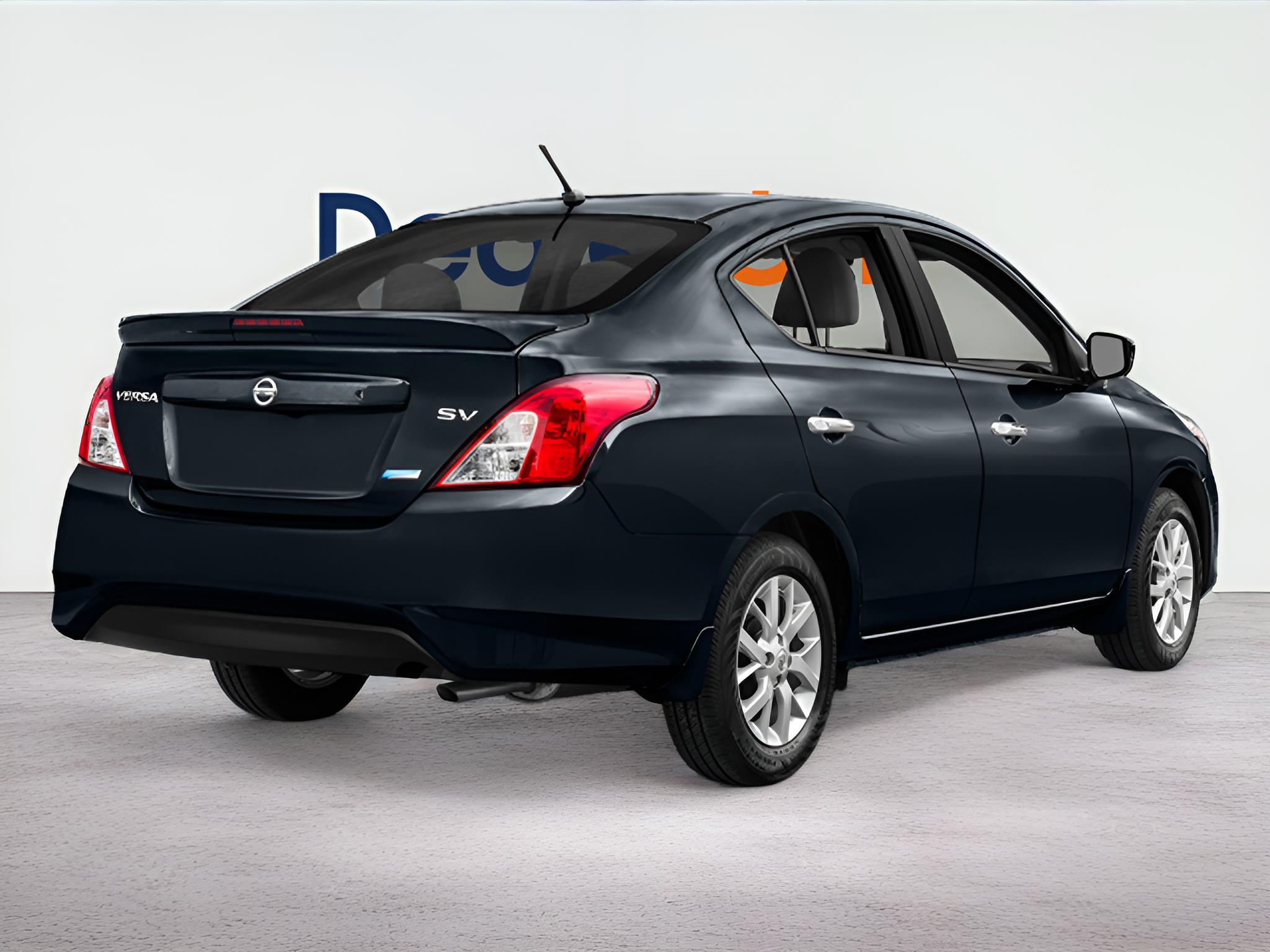 2016 Nissan Versa SV