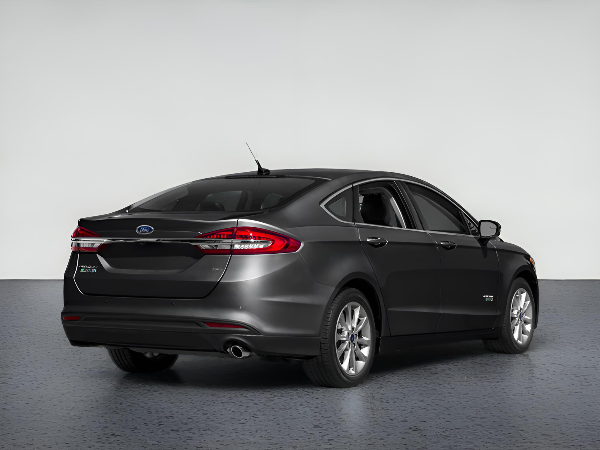 2018 Ford Fusion Energi SE Luxury