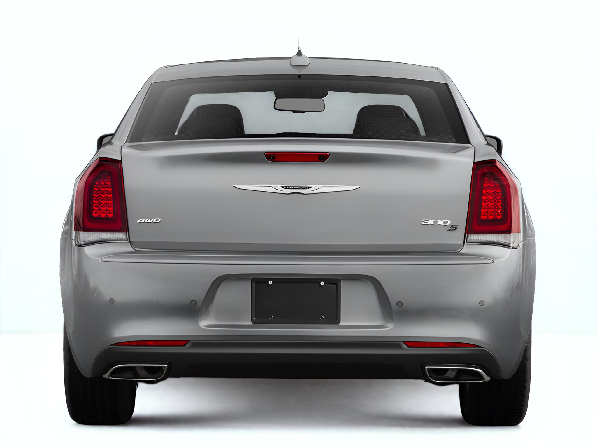 2015 Chrysler 300 4dr Sdn 300S RWD