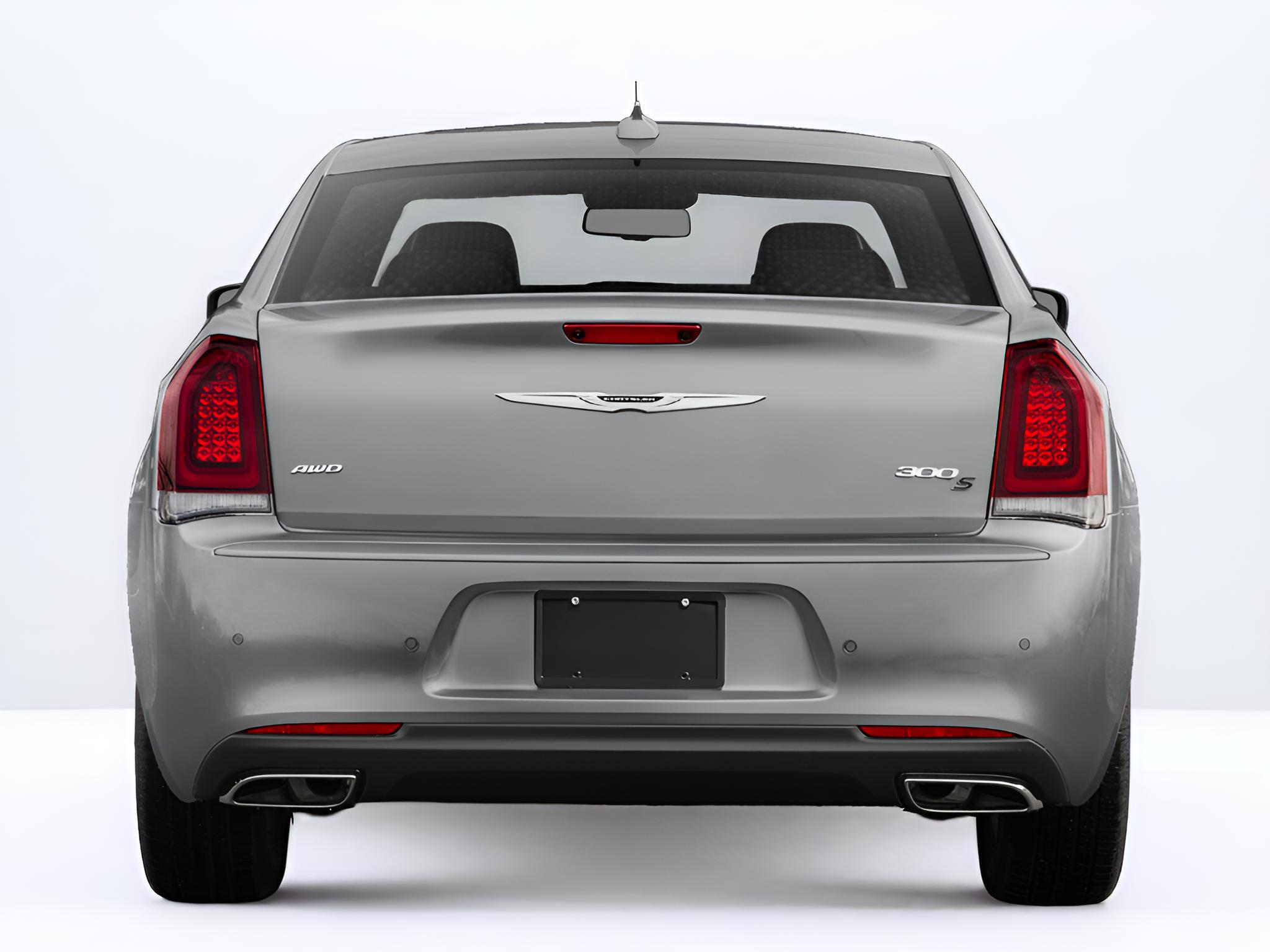 2015 Chrysler 300 4dr Sdn 300S RWD