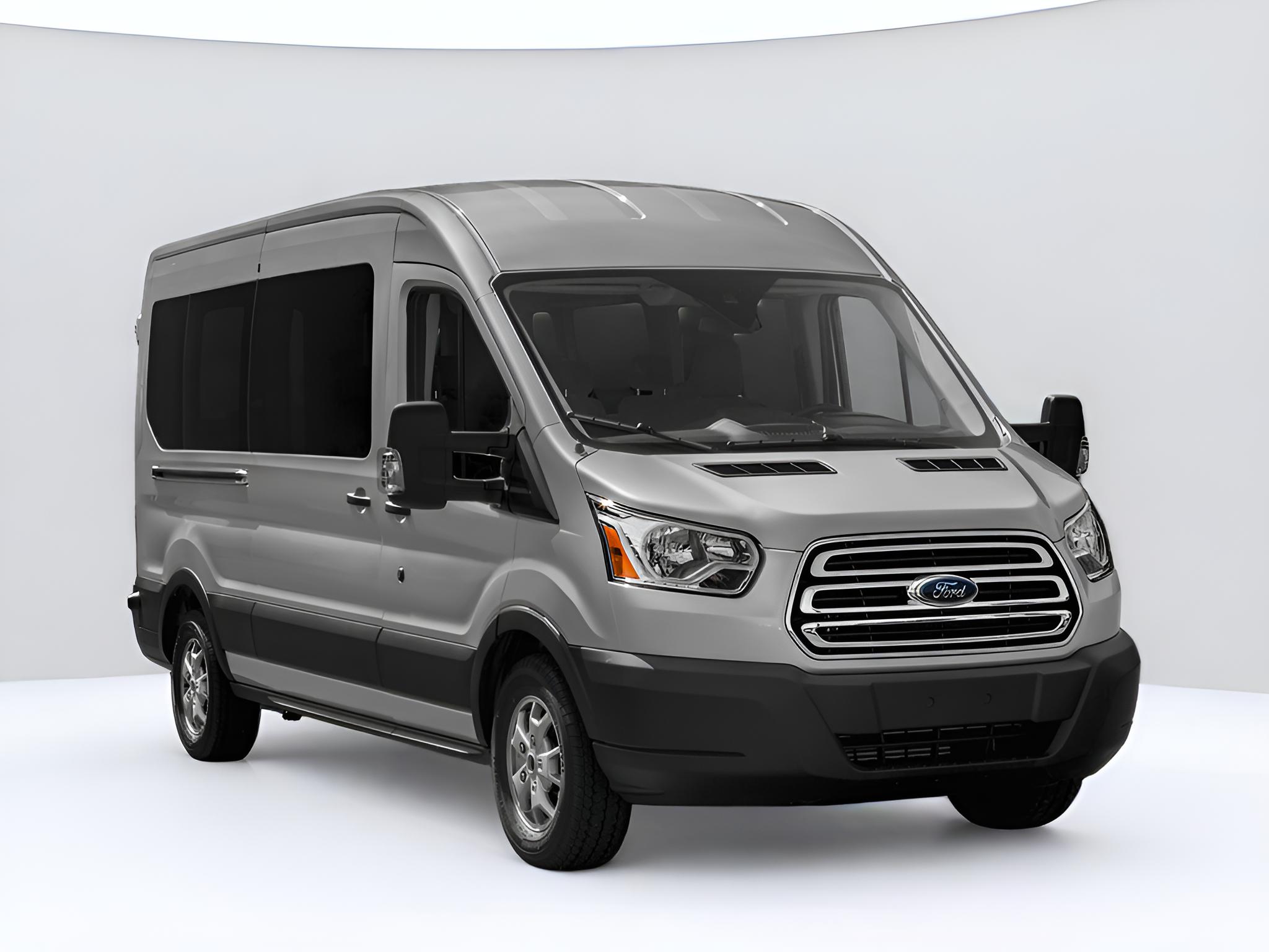 2015 Ford Transit Wagon XLT