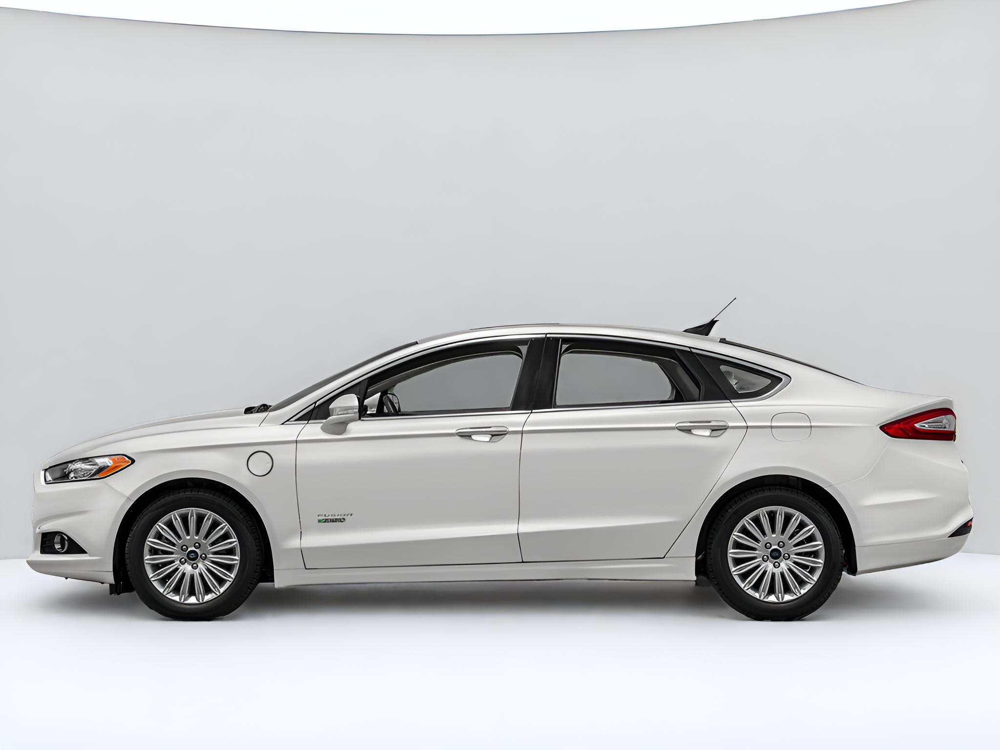 2016 Ford Fusion Energi Titanium