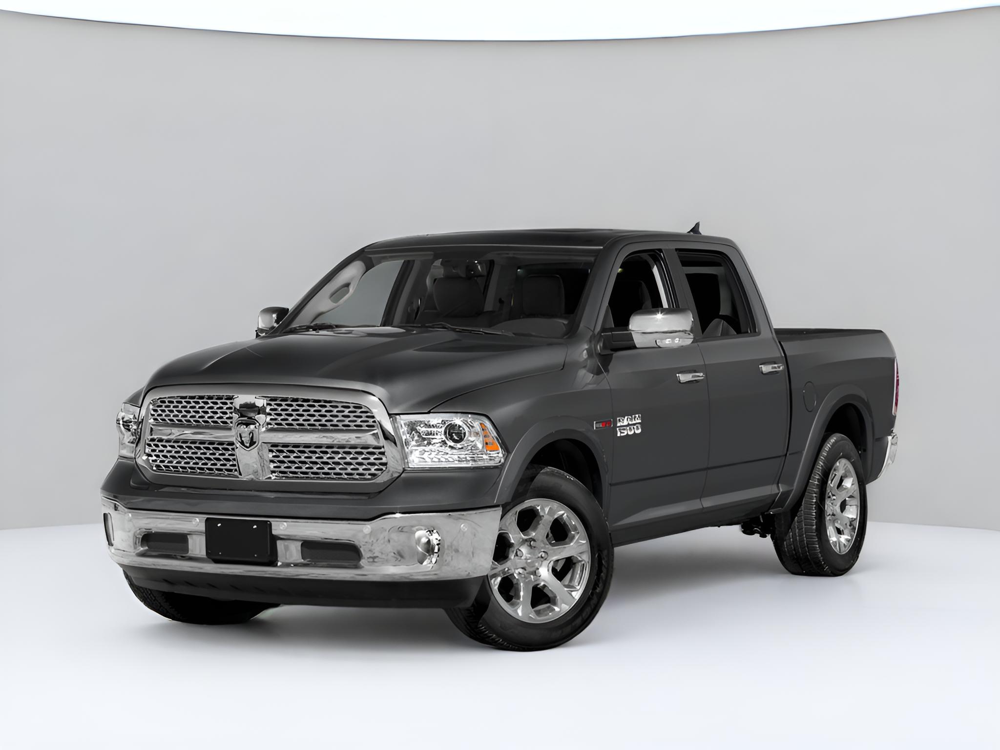 2017 RAM 1500 Laramie Crew Cab 4x4 5'7"" Box
