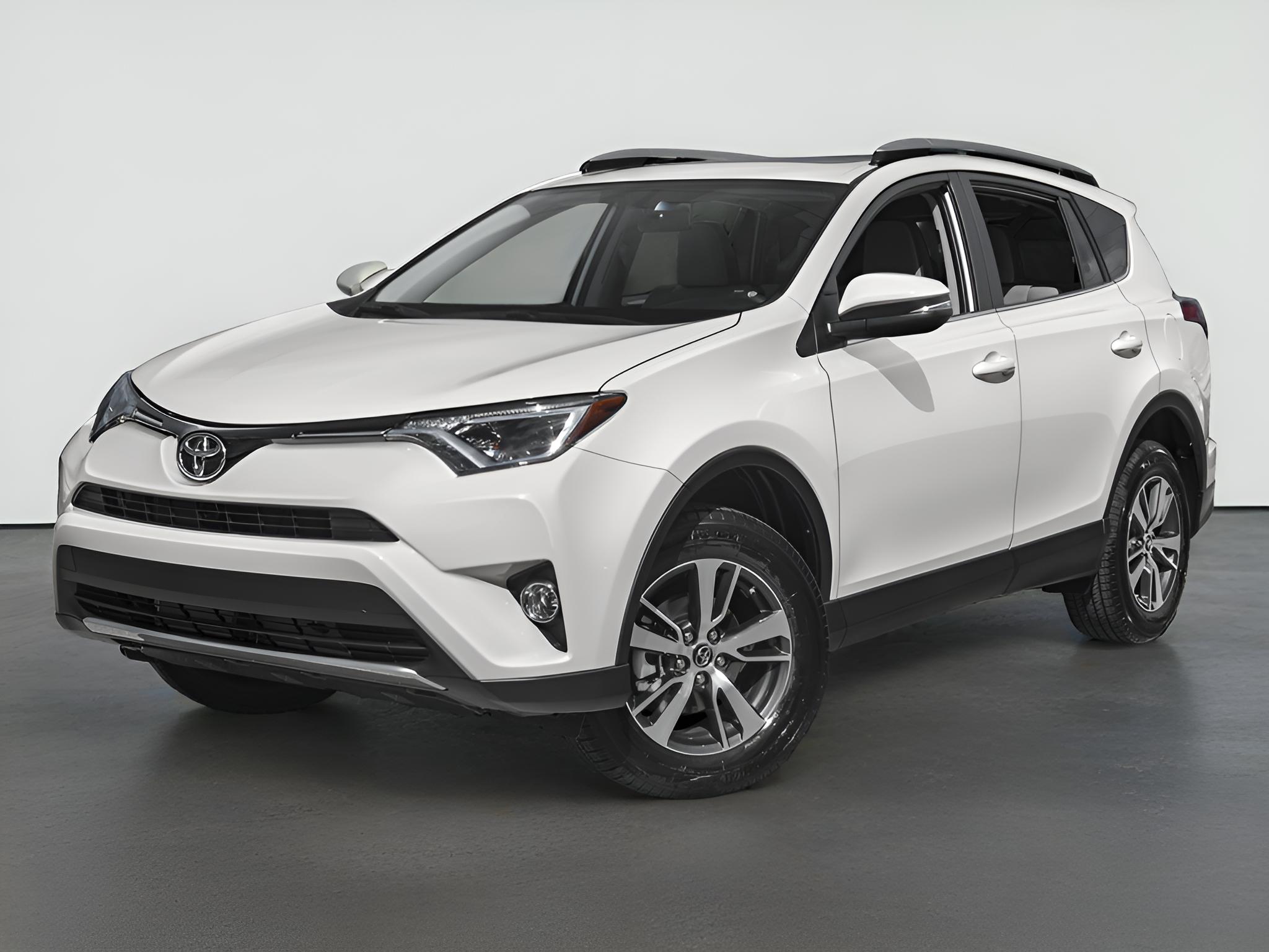 2018 Toyota RAV4 XLE AWD (Natl)
