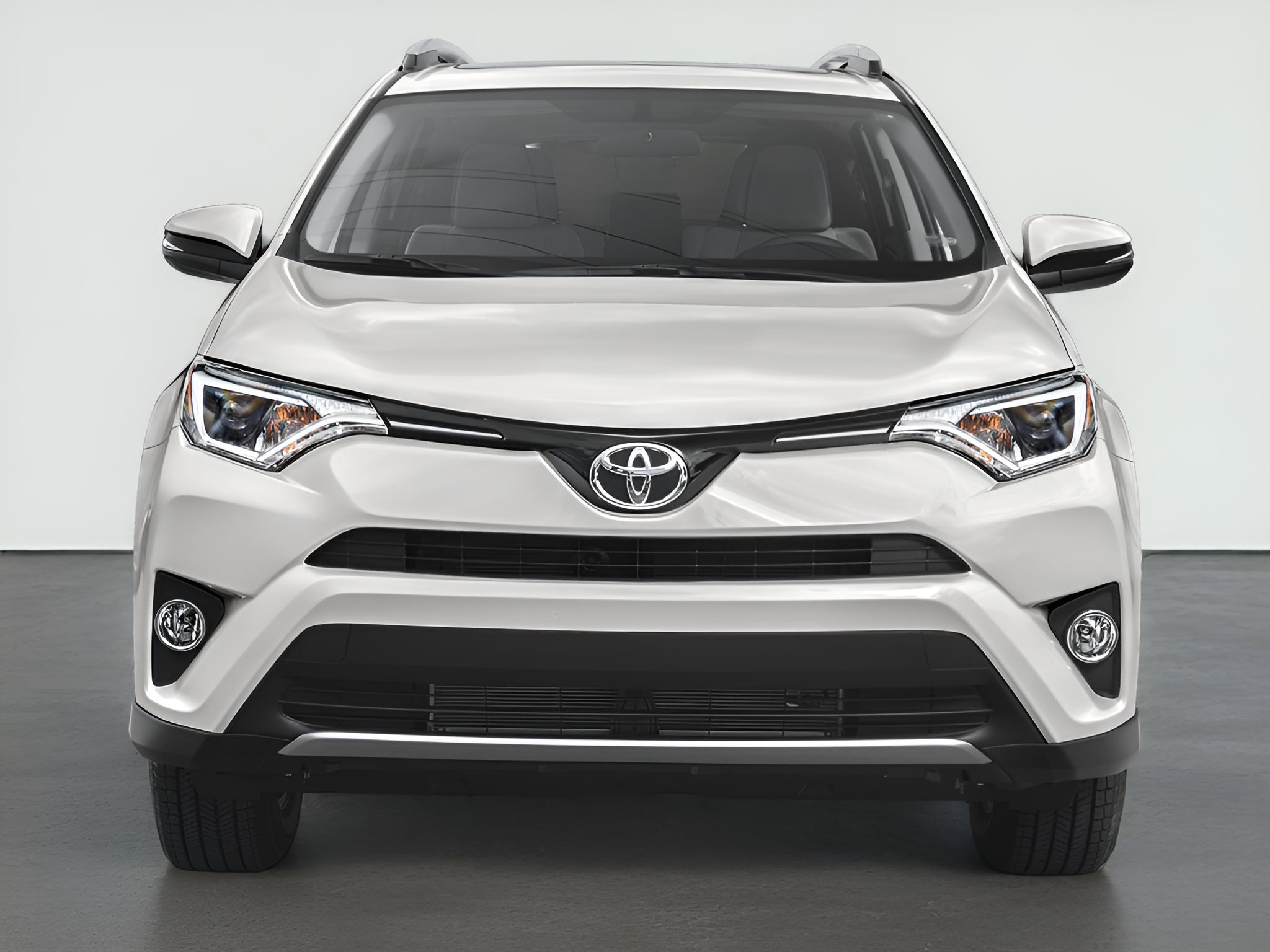 2018 Toyota RAV4 XLE AWD (Natl)
