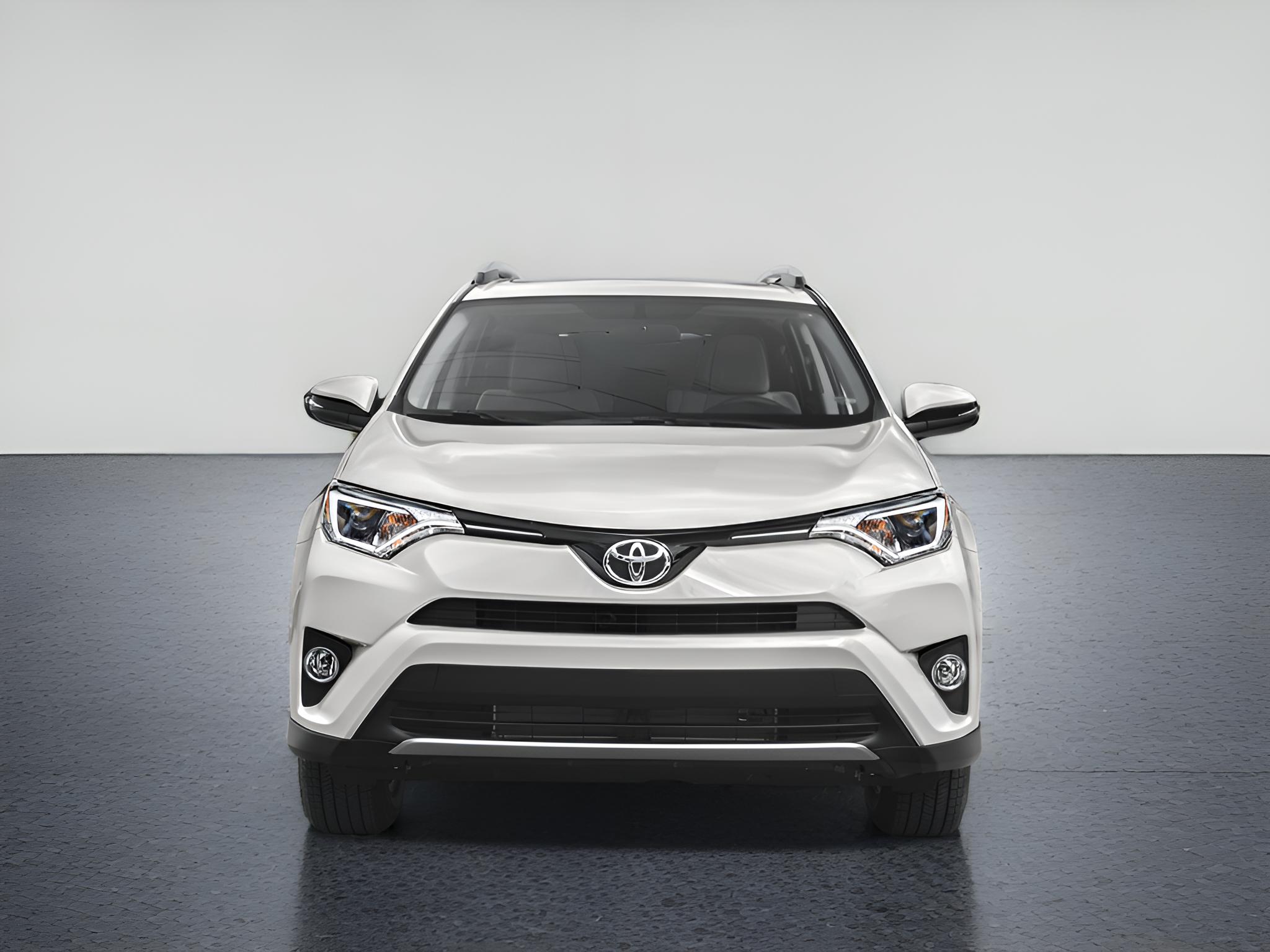 2018 Toyota RAV4 XLE AWD (Natl)