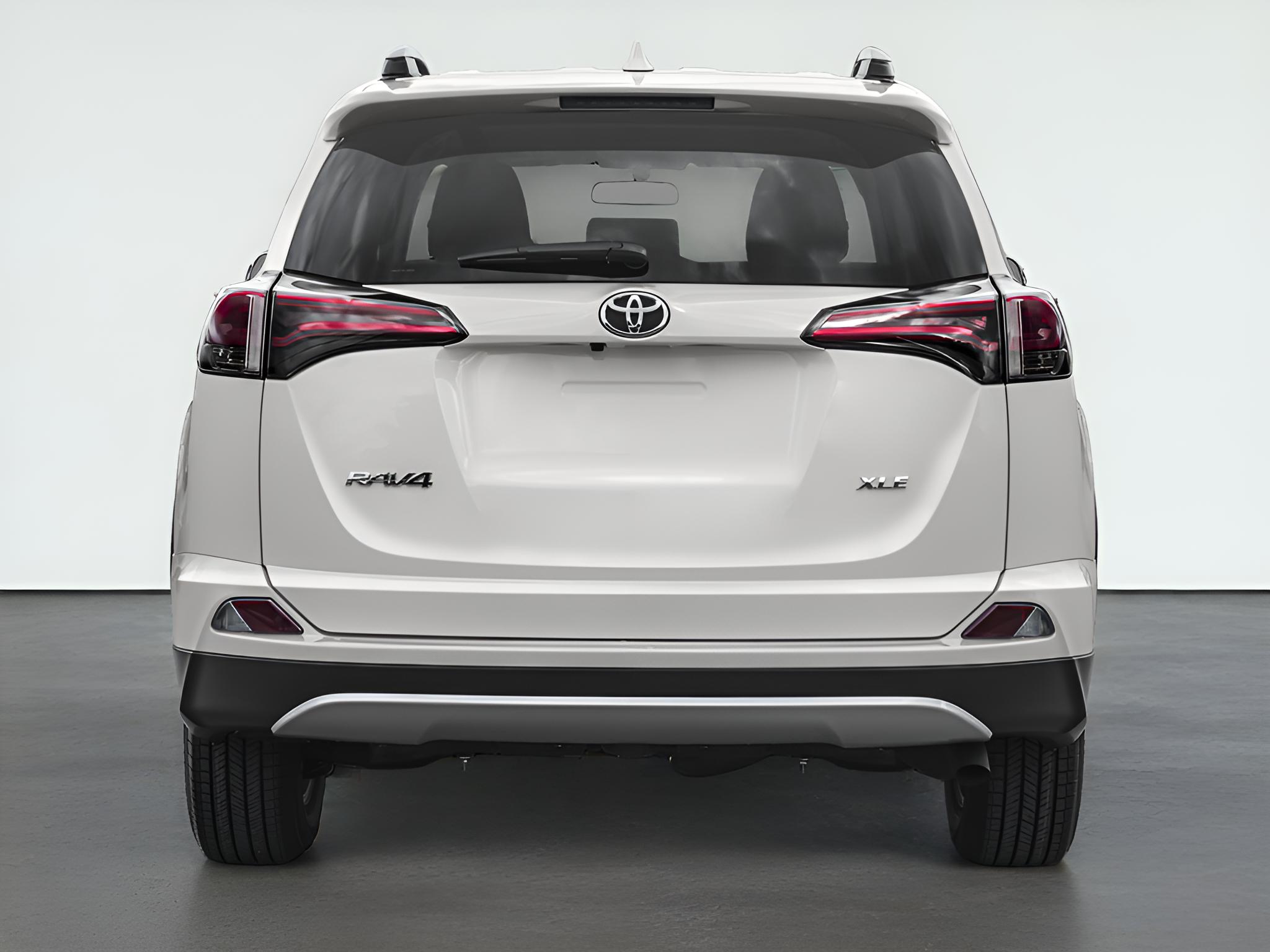 2018 Toyota RAV4 XLE AWD (Natl)
