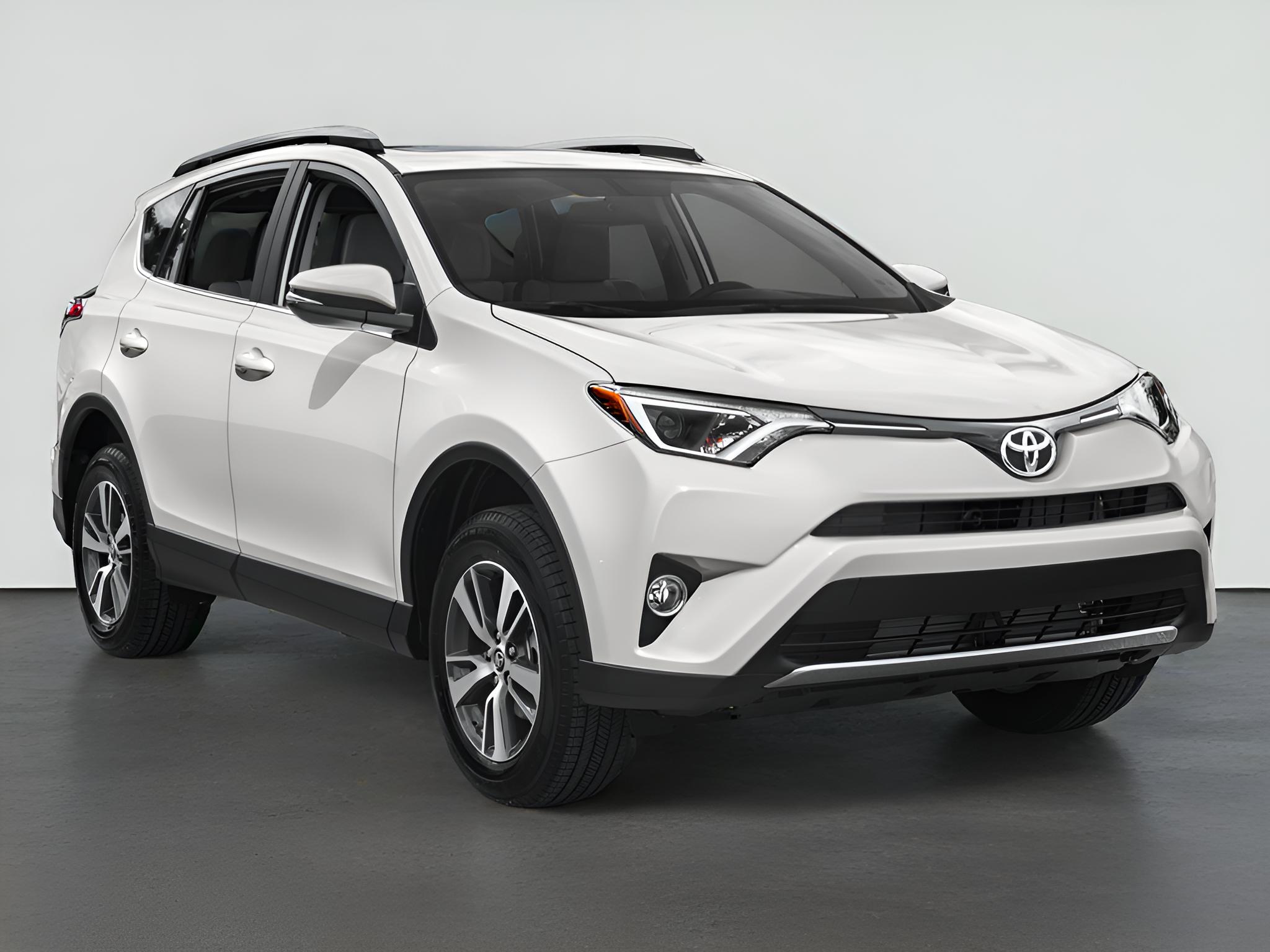 2018 Toyota RAV4 XLE AWD (Natl)