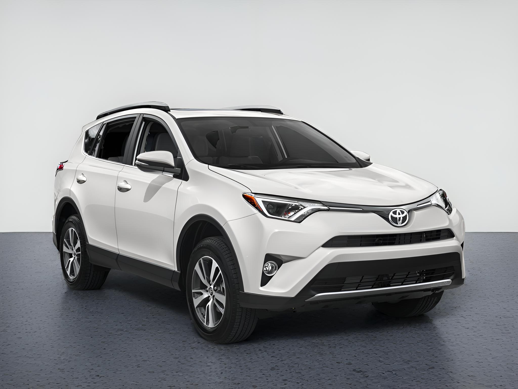 2018 Toyota RAV4 XLE AWD (Natl)