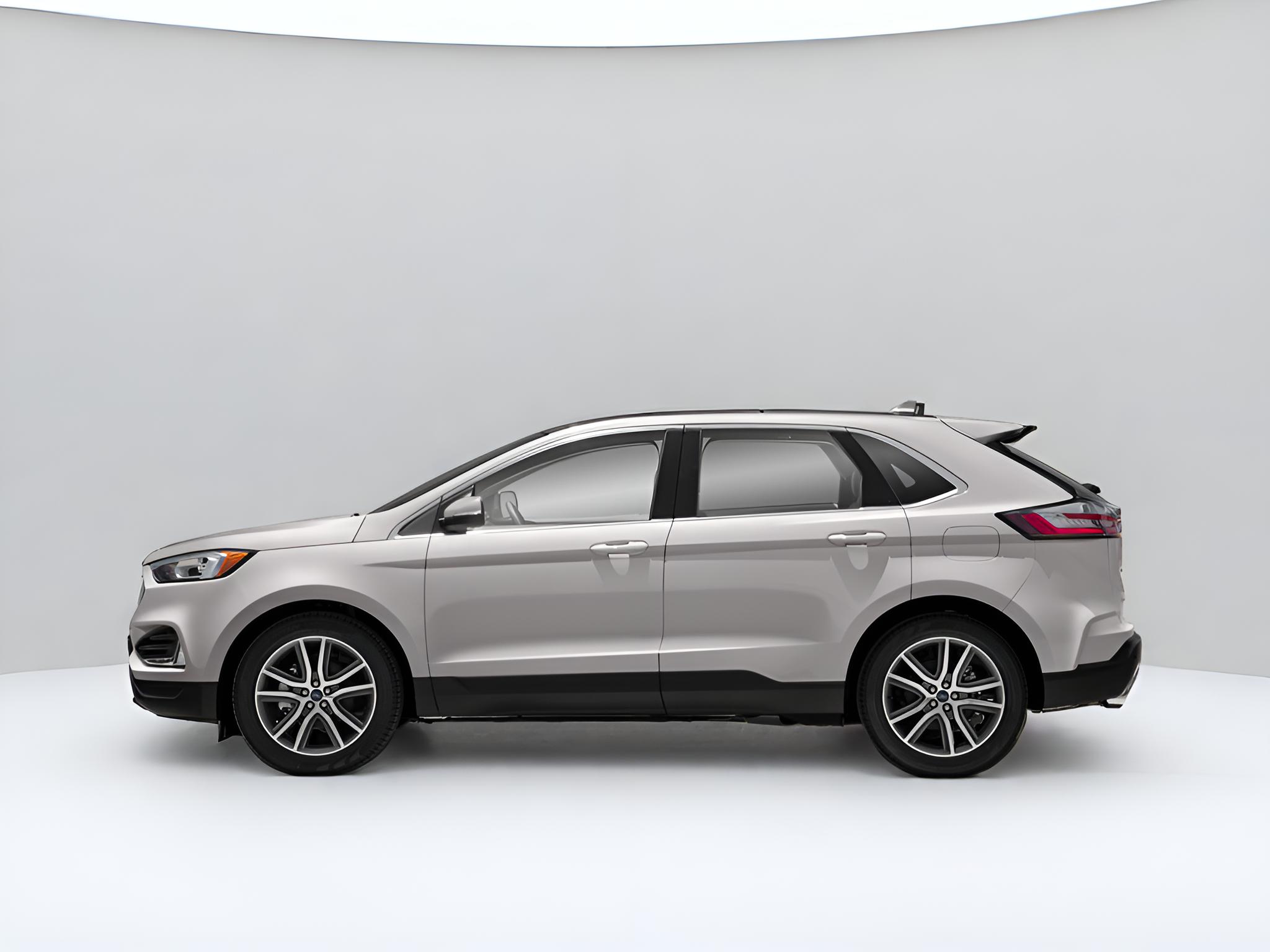 2019 Ford Edge Titanium FWD