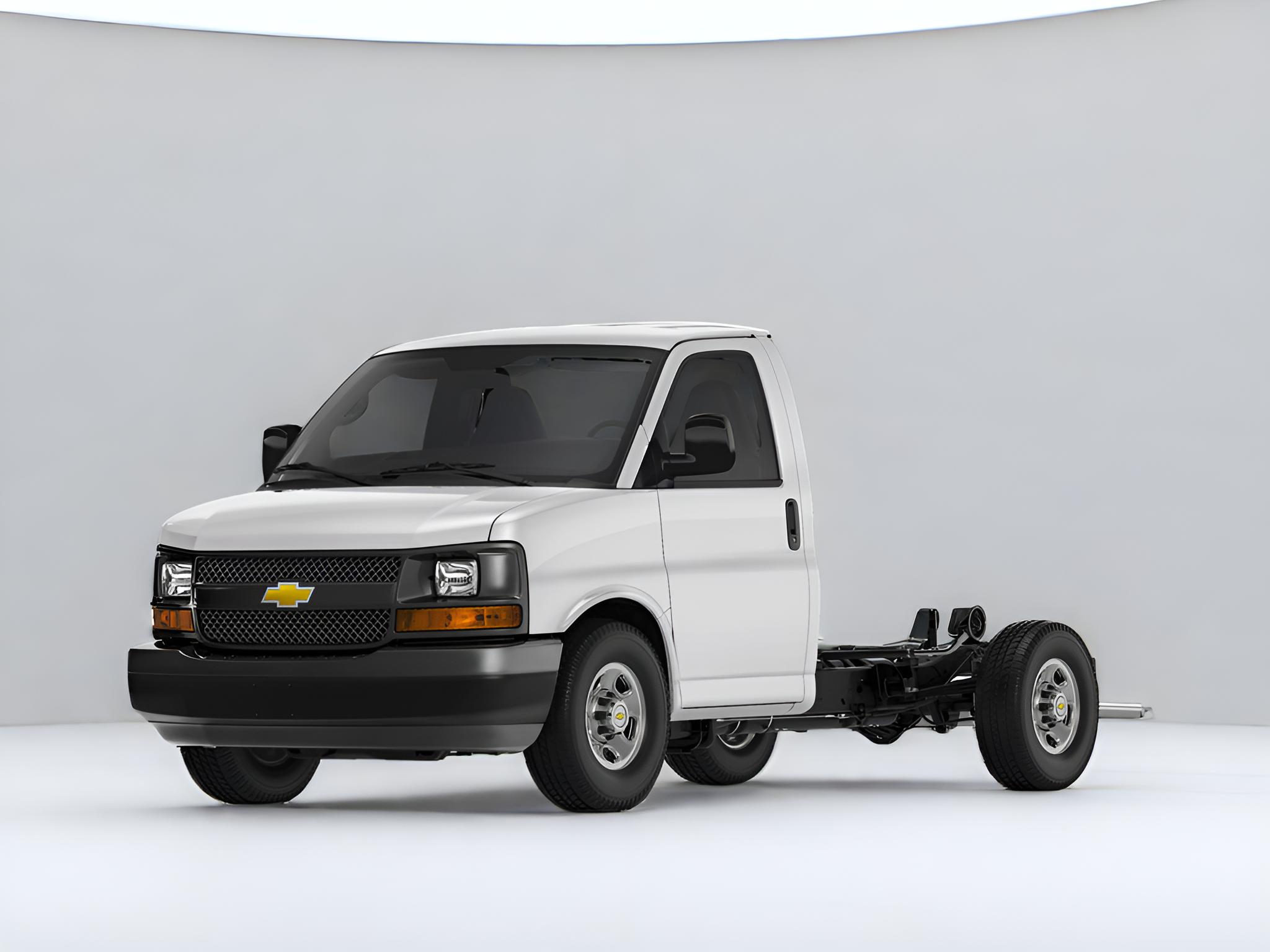 2021 Chevrolet Express Commercial Cutaway Work Van
