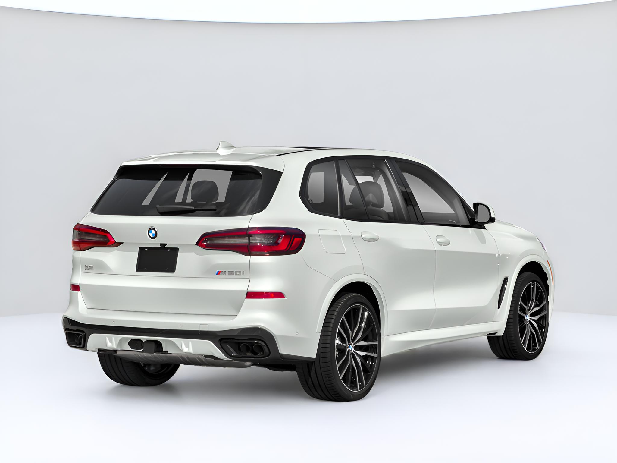 2023 BMW X5 M50i