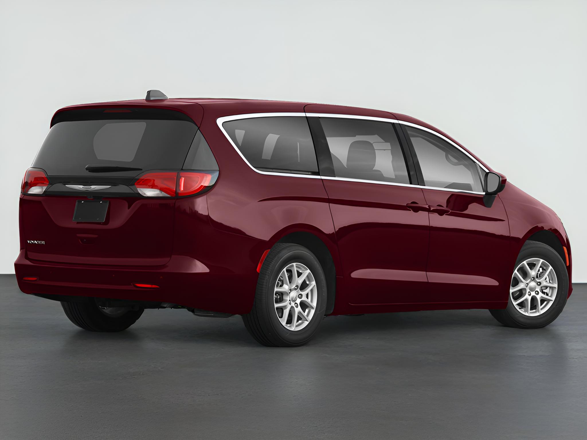 2023 Chrysler Voyager LX