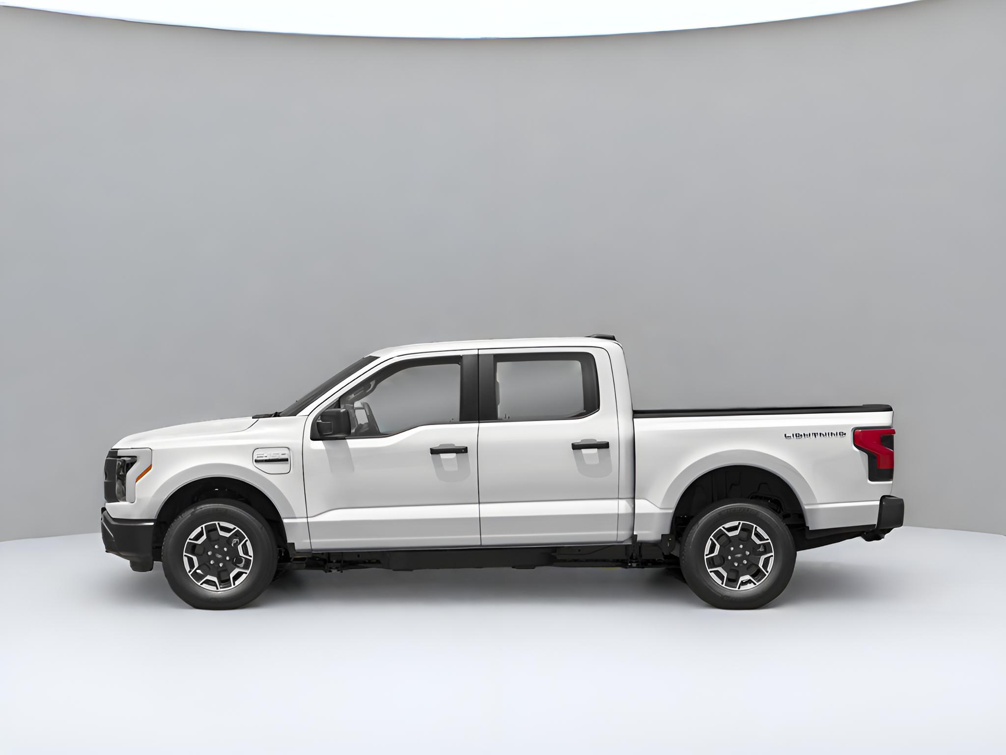 2023 Ford F-150 Lightning Lariat