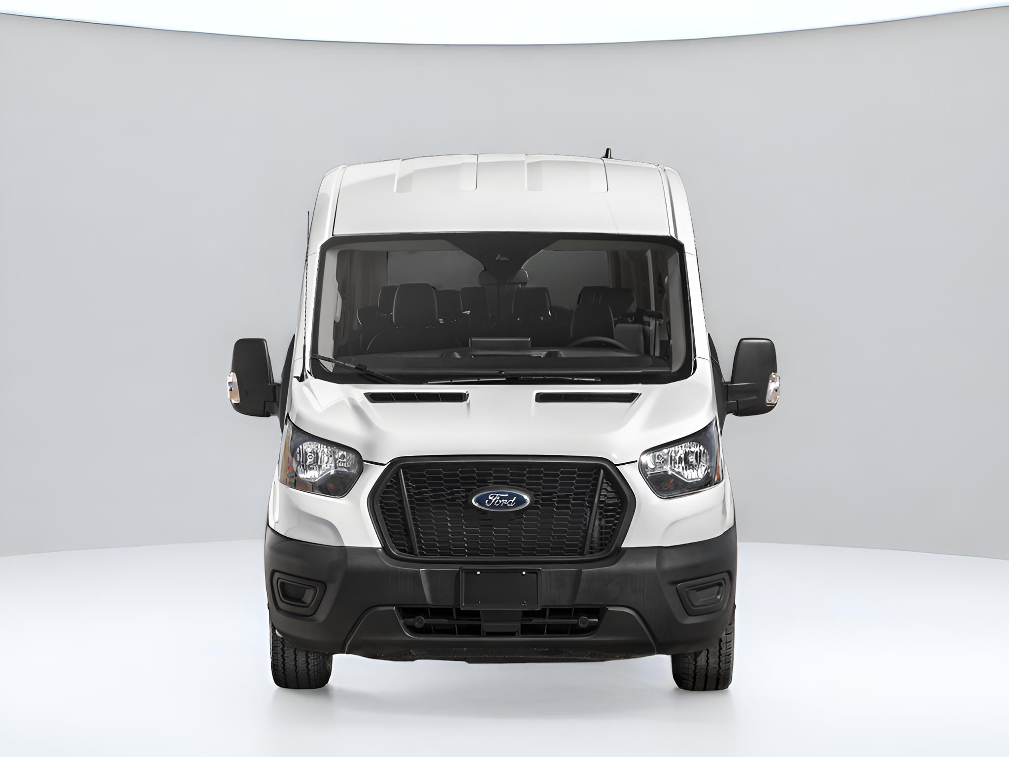 2023 Ford Transit Passenger Wagon XLT