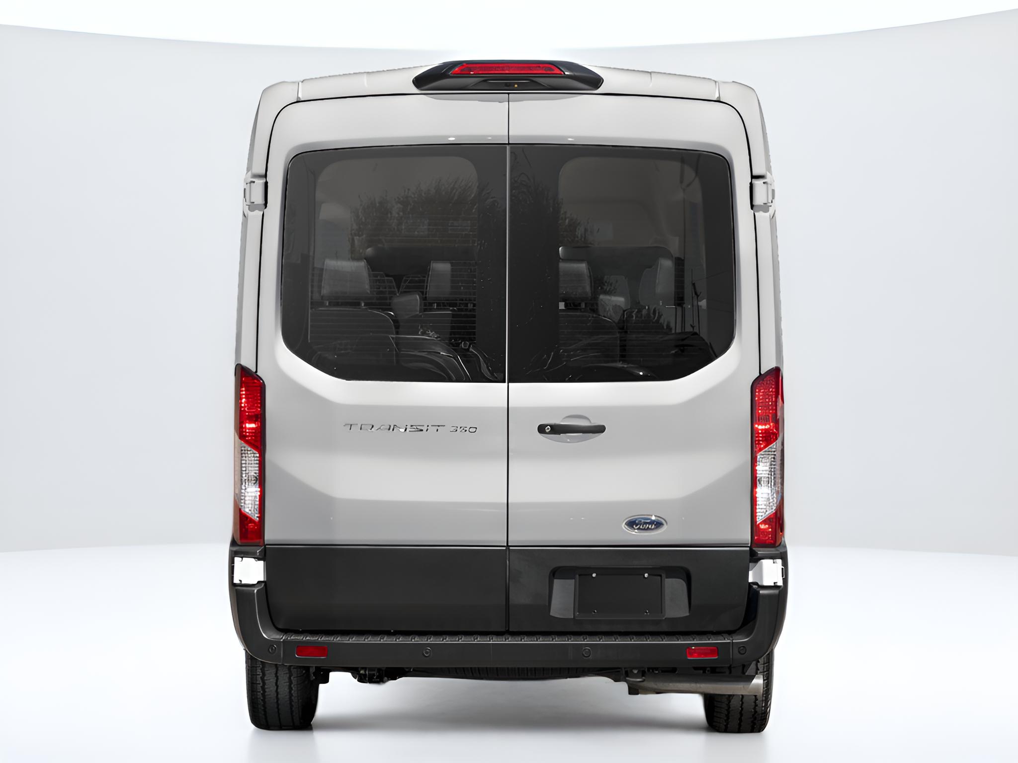 2023 Ford Transit Passenger Wagon XLT