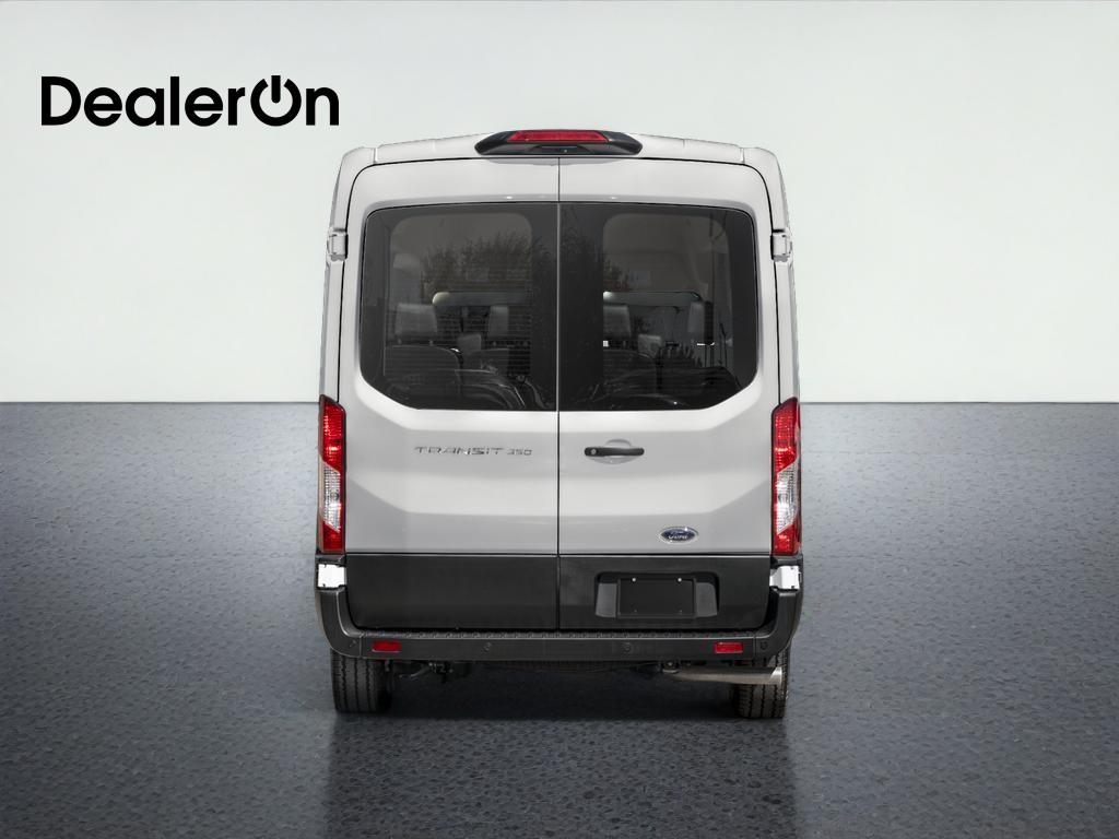 2023 Ford Transit Passenger Wagon XLT