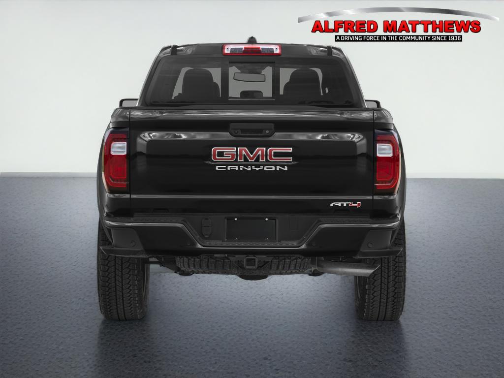 2023 GMC Canyon 4WD AT4