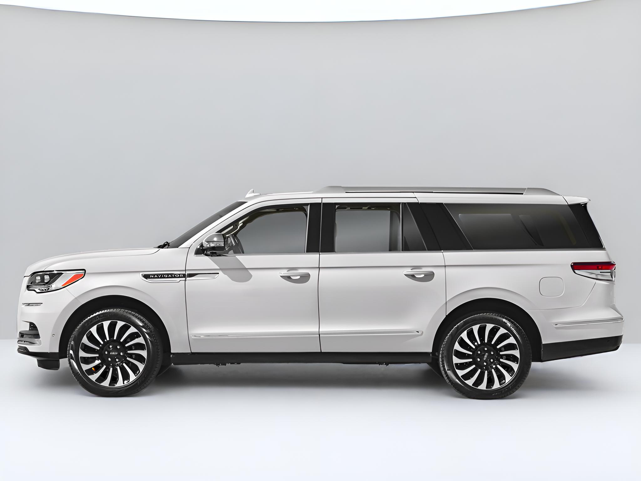 2023 Lincoln Navigator L Black Label