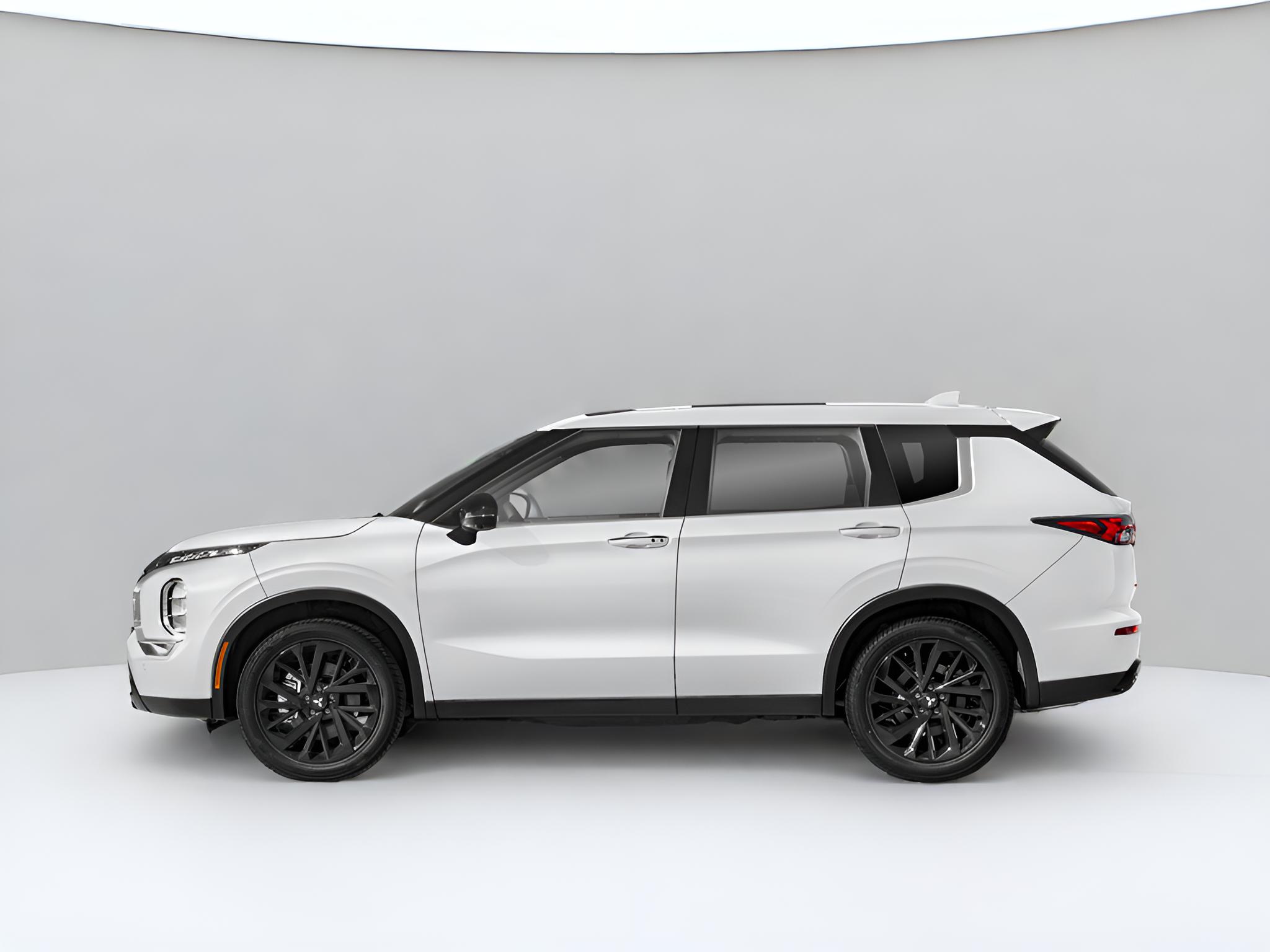 2023 Mitsubishi Outlander SEL Black Edition