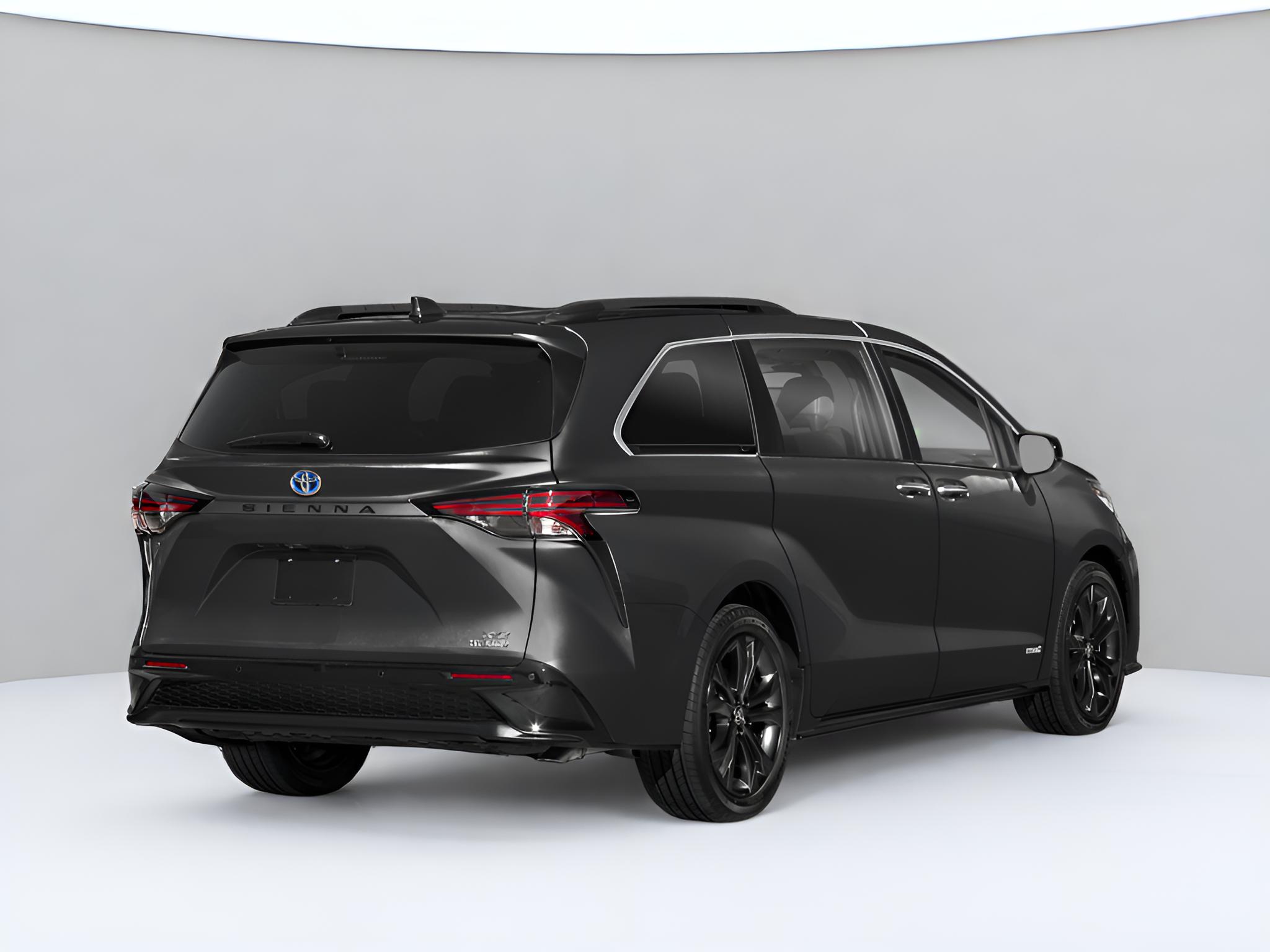 2023 Toyota Sienna XSE 7 Passenger